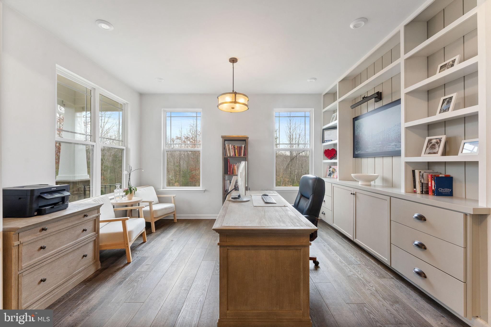 LIBERTY HALL - Residential