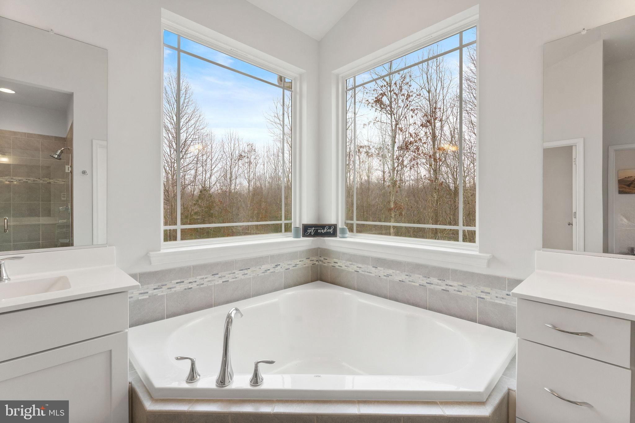 LIBERTY HALL - Residential