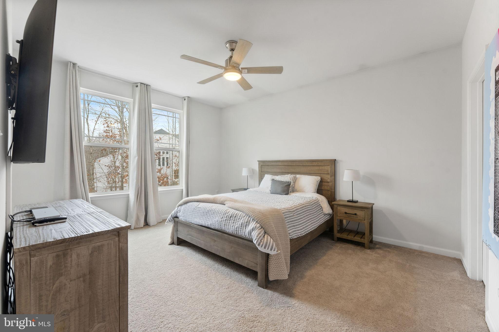 LIBERTY HALL - Residential