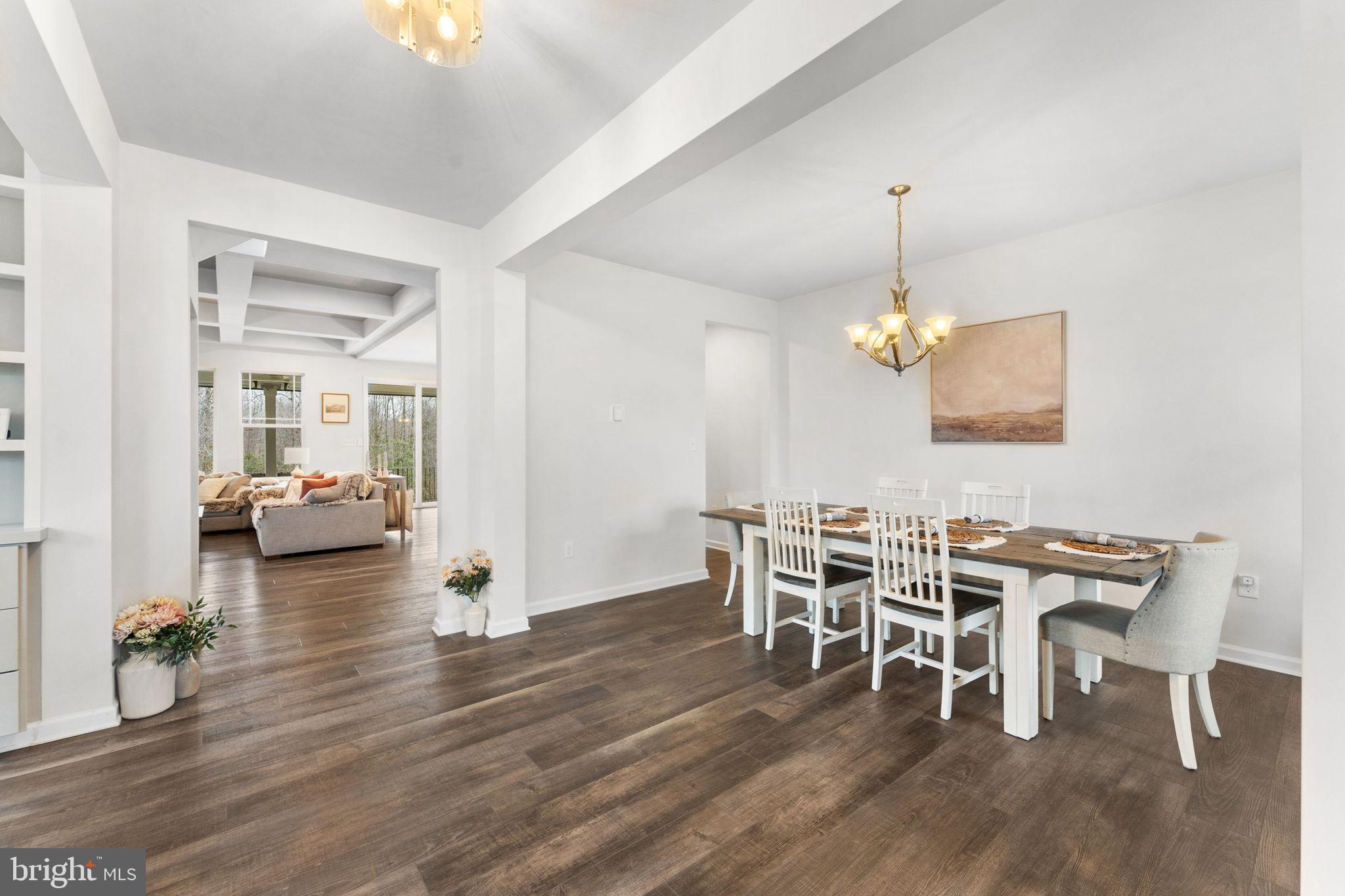 LIBERTY HALL - Residential