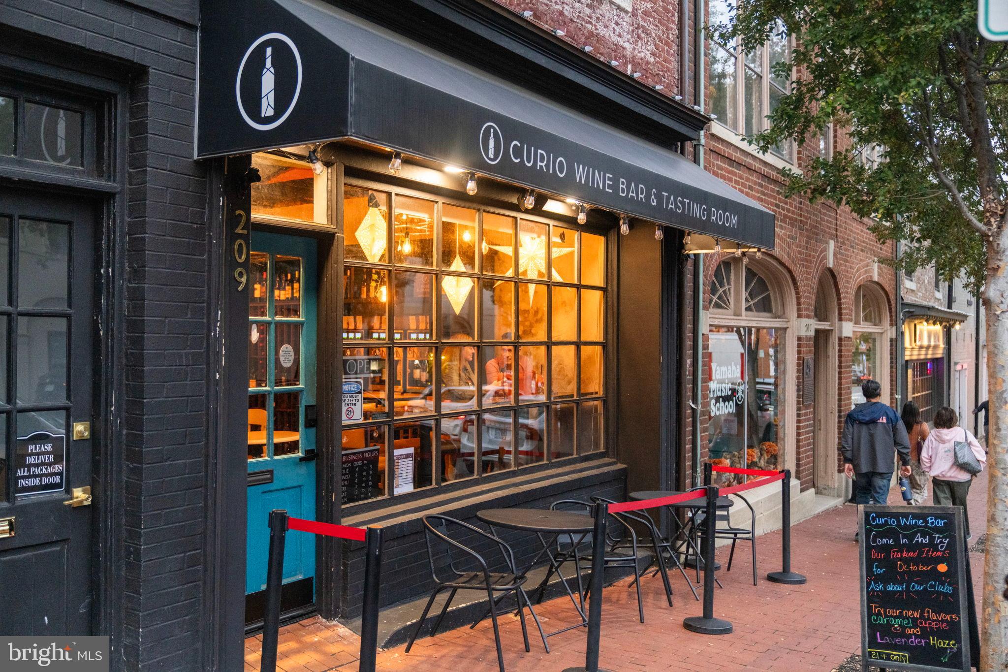 LIBERTY HALL - Residential