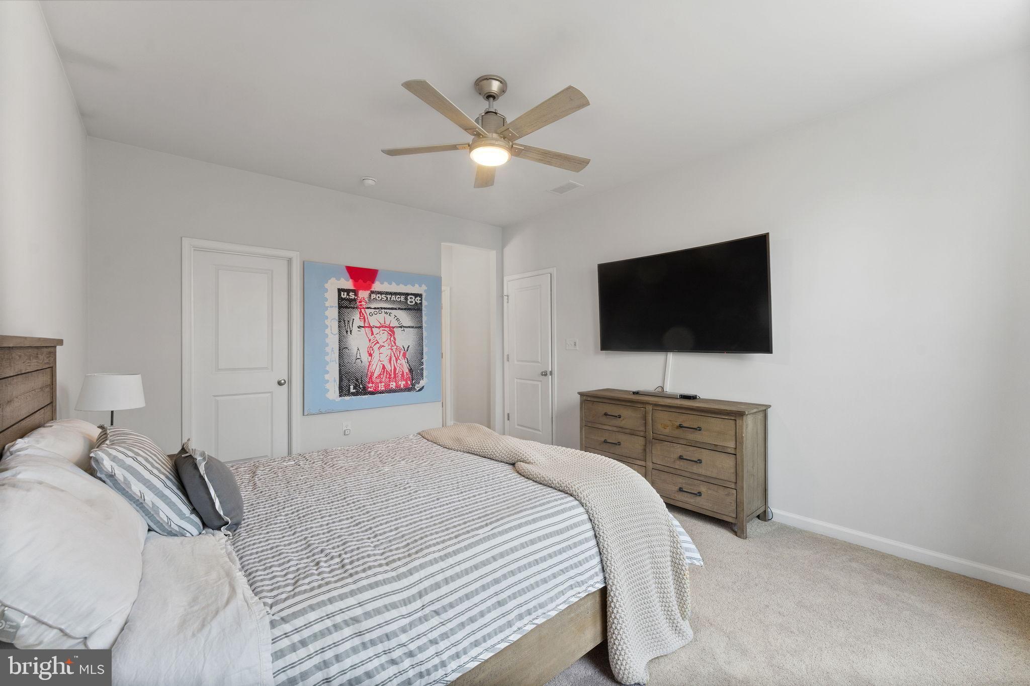 LIBERTY HALL - Residential