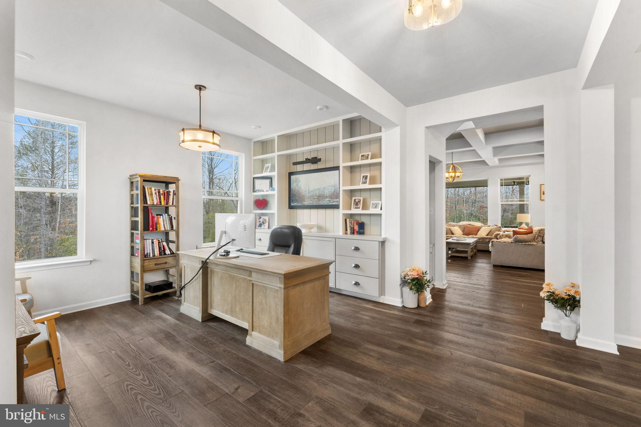 LIBERTY HALL - Residential