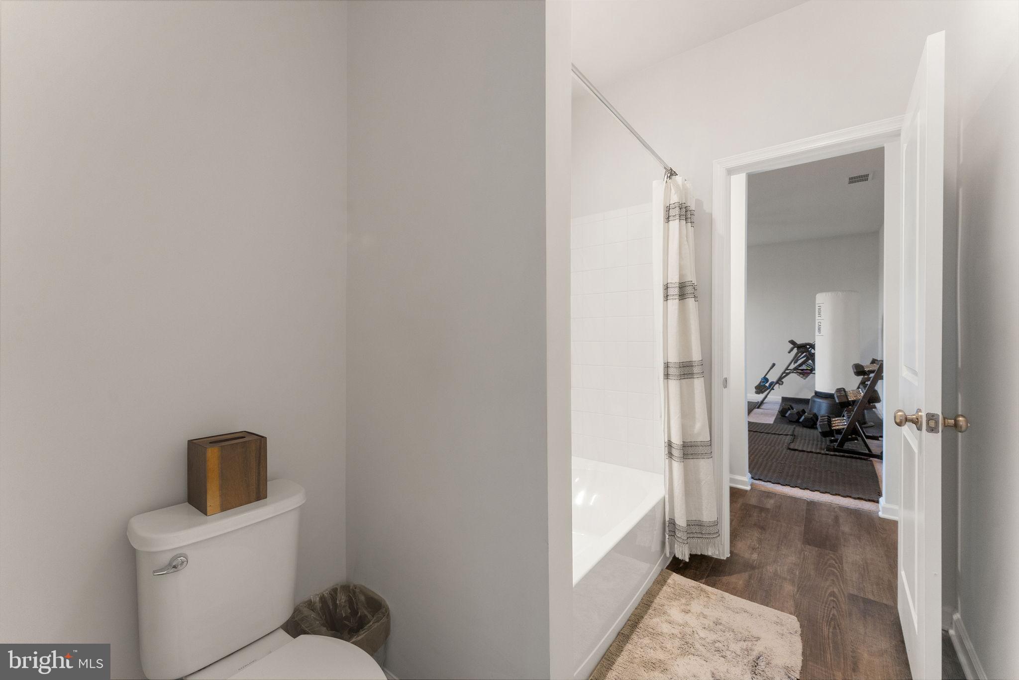 LIBERTY HALL - Residential