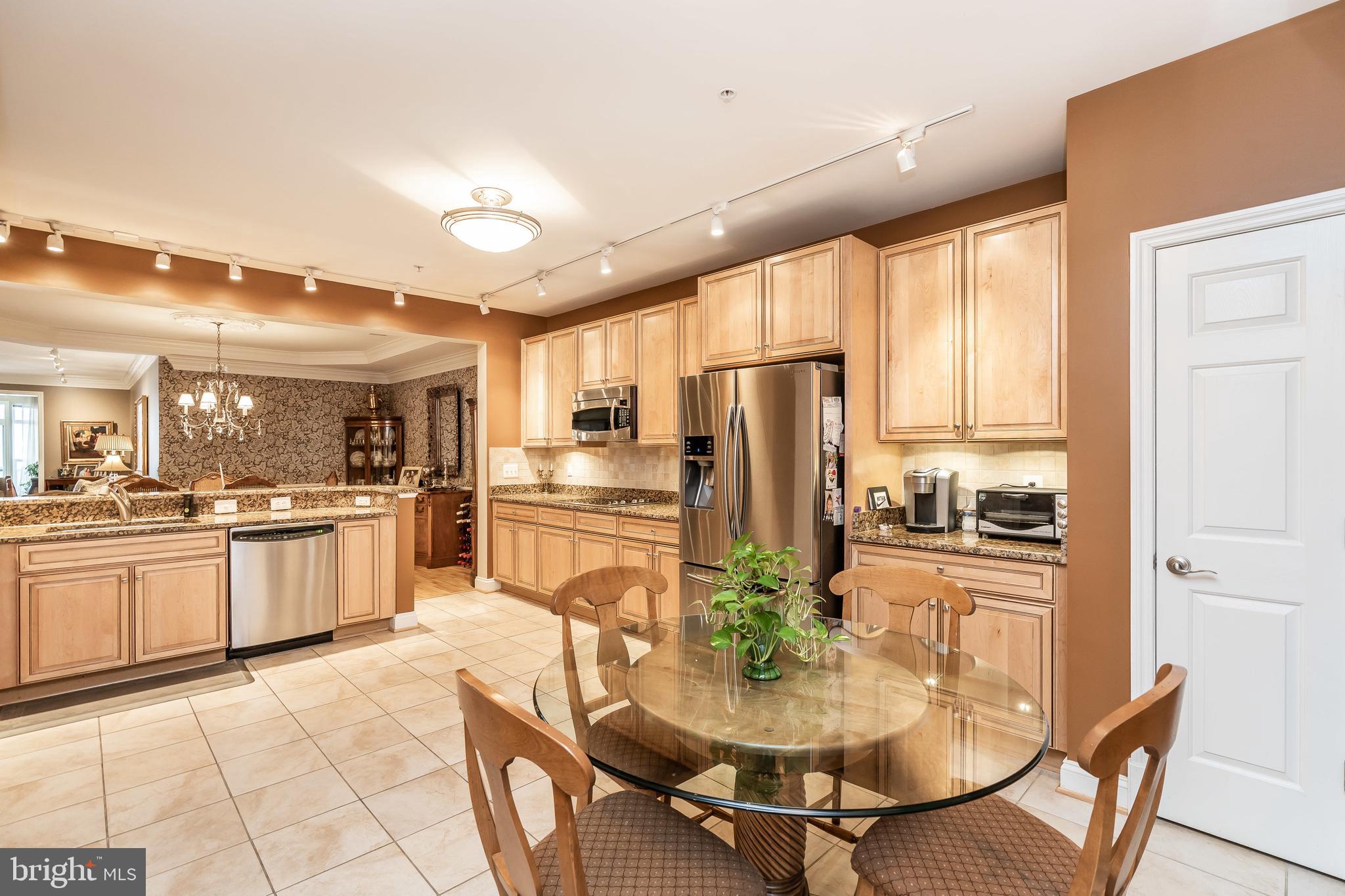 THE BLUFFS AT QUARRY LAKE - Residential