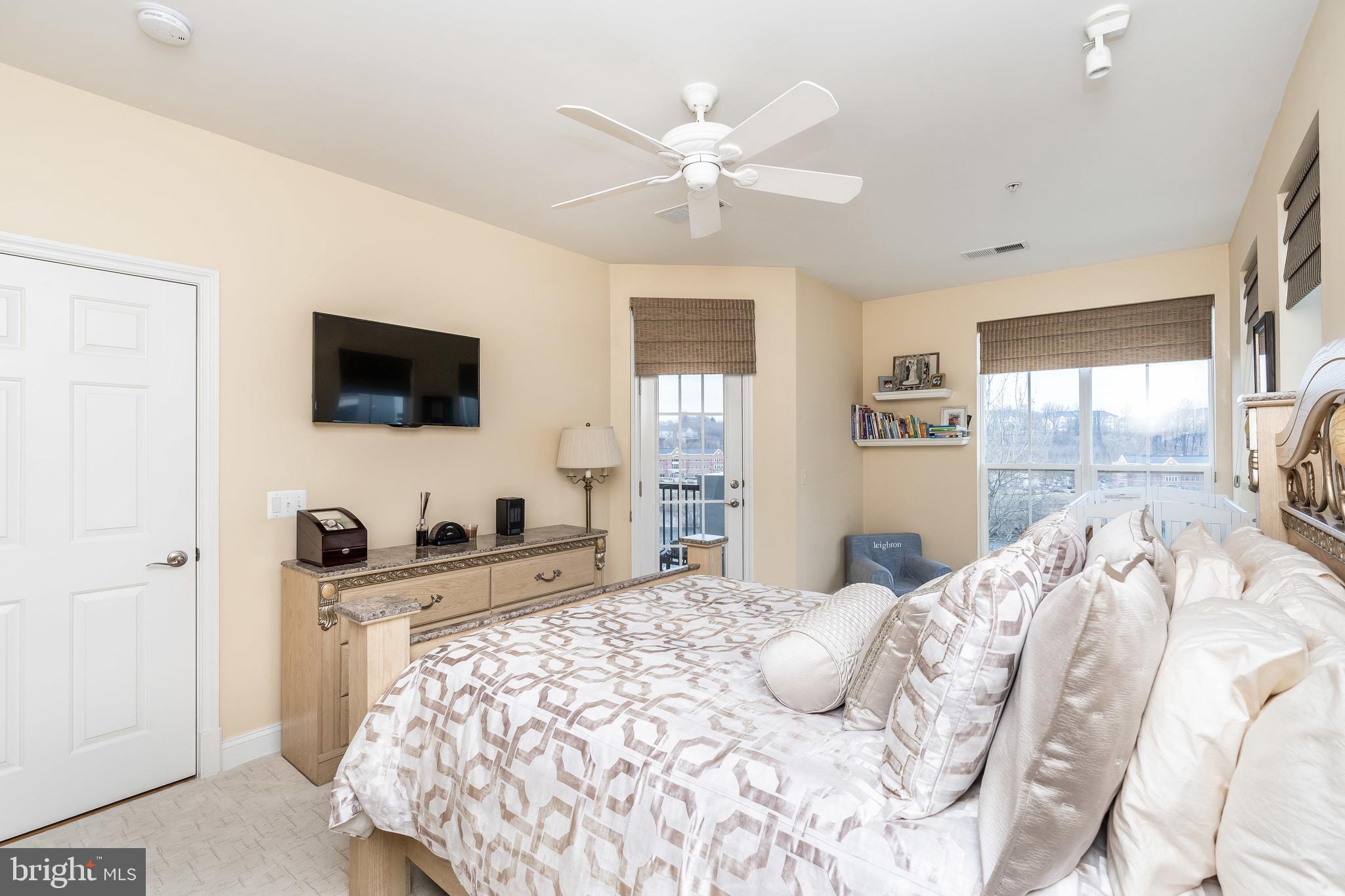 THE BLUFFS AT QUARRY LAKE - Residential