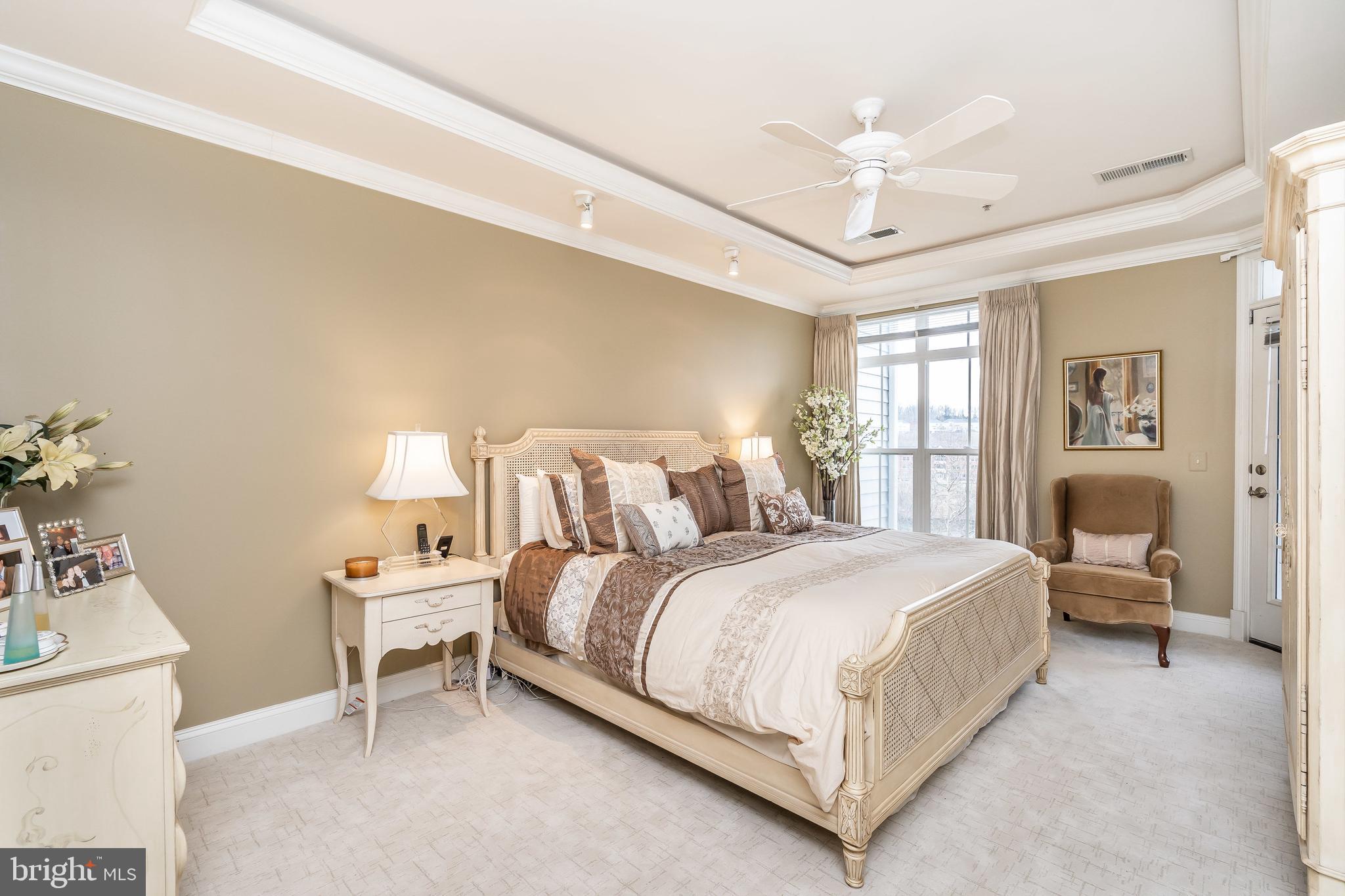 THE BLUFFS AT QUARRY LAKE - Residential