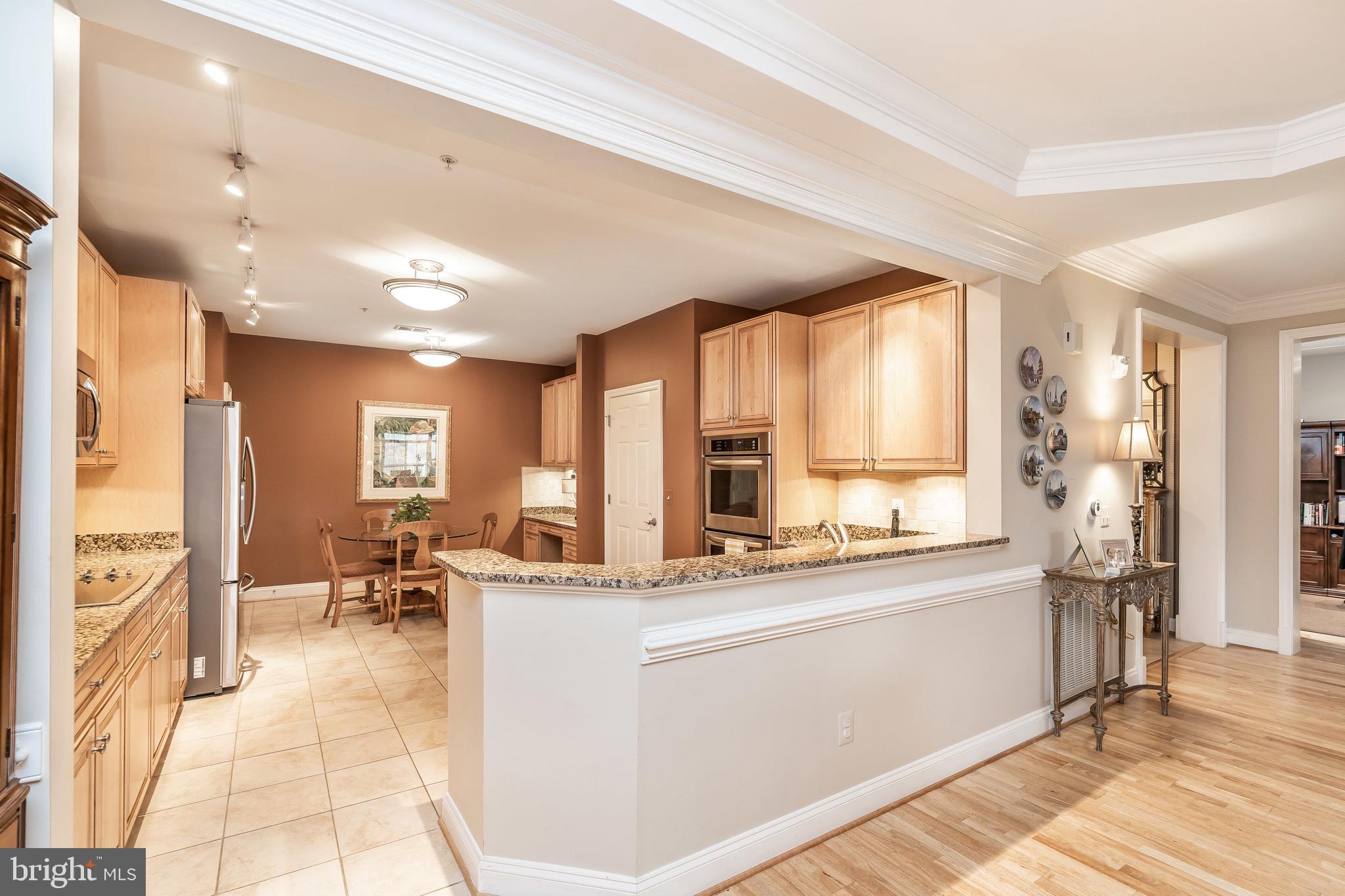 THE BLUFFS AT QUARRY LAKE - Residential