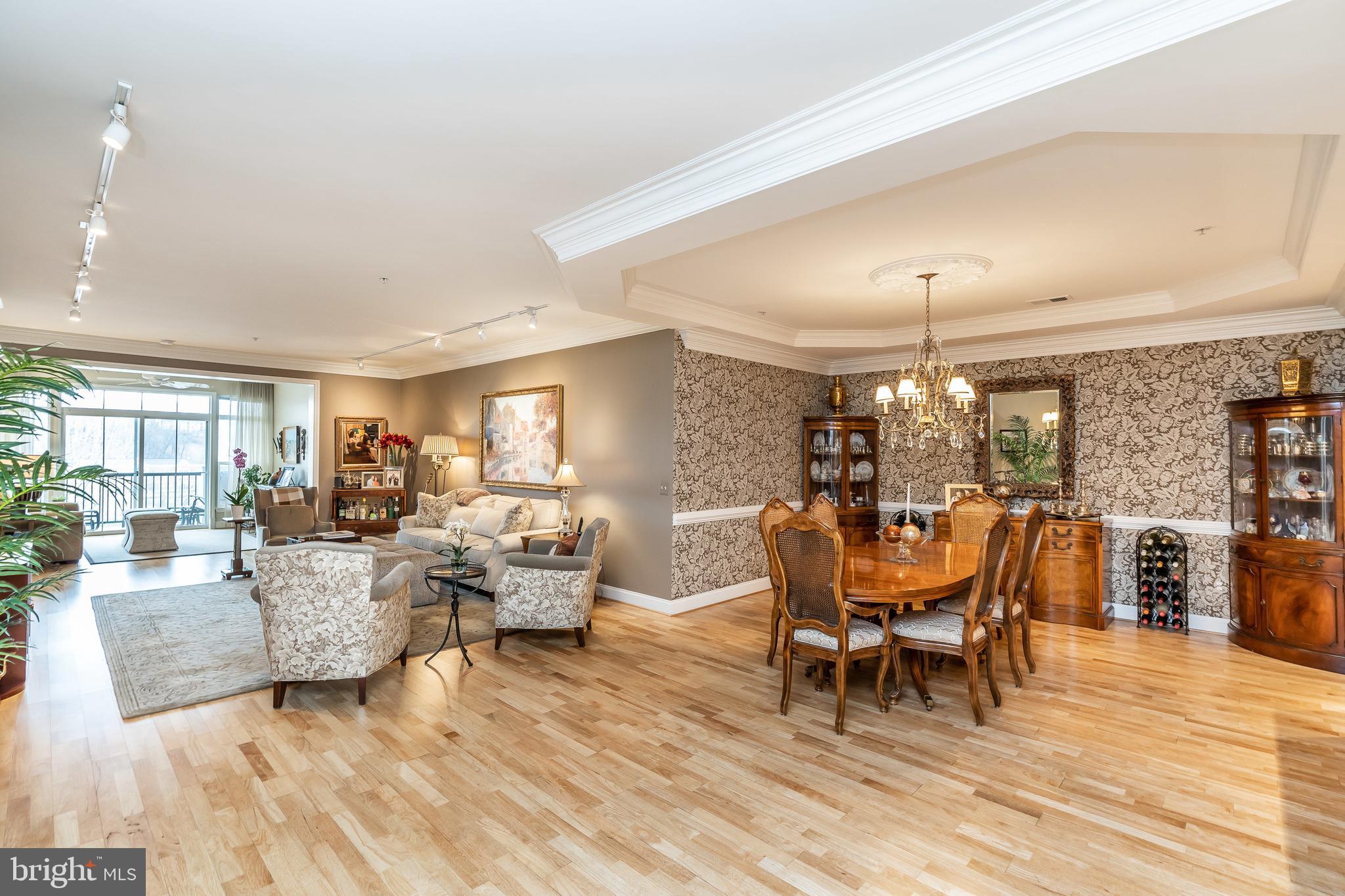 THE BLUFFS AT QUARRY LAKE - Residential