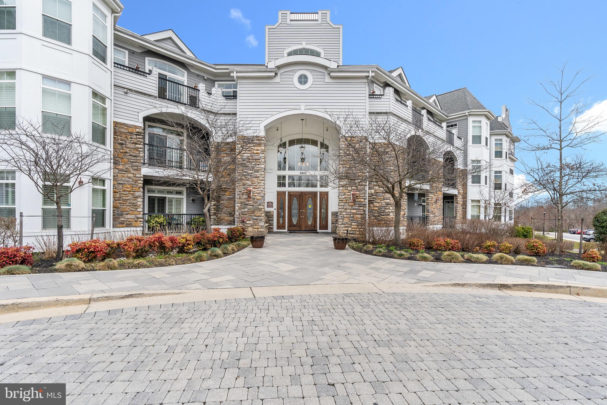 THE BLUFFS AT QUARRY LAKE - Residential