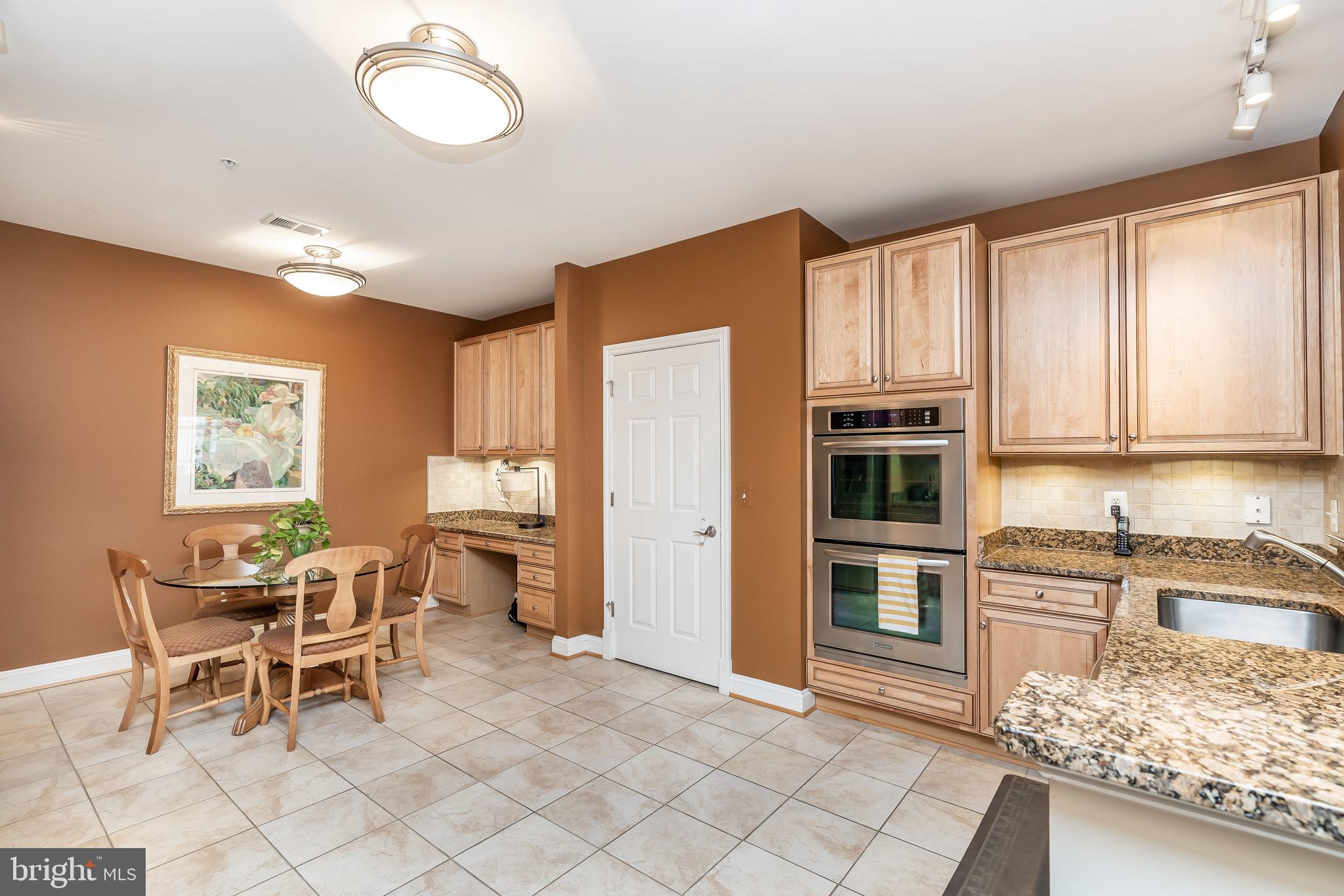 THE BLUFFS AT QUARRY LAKE - Residential