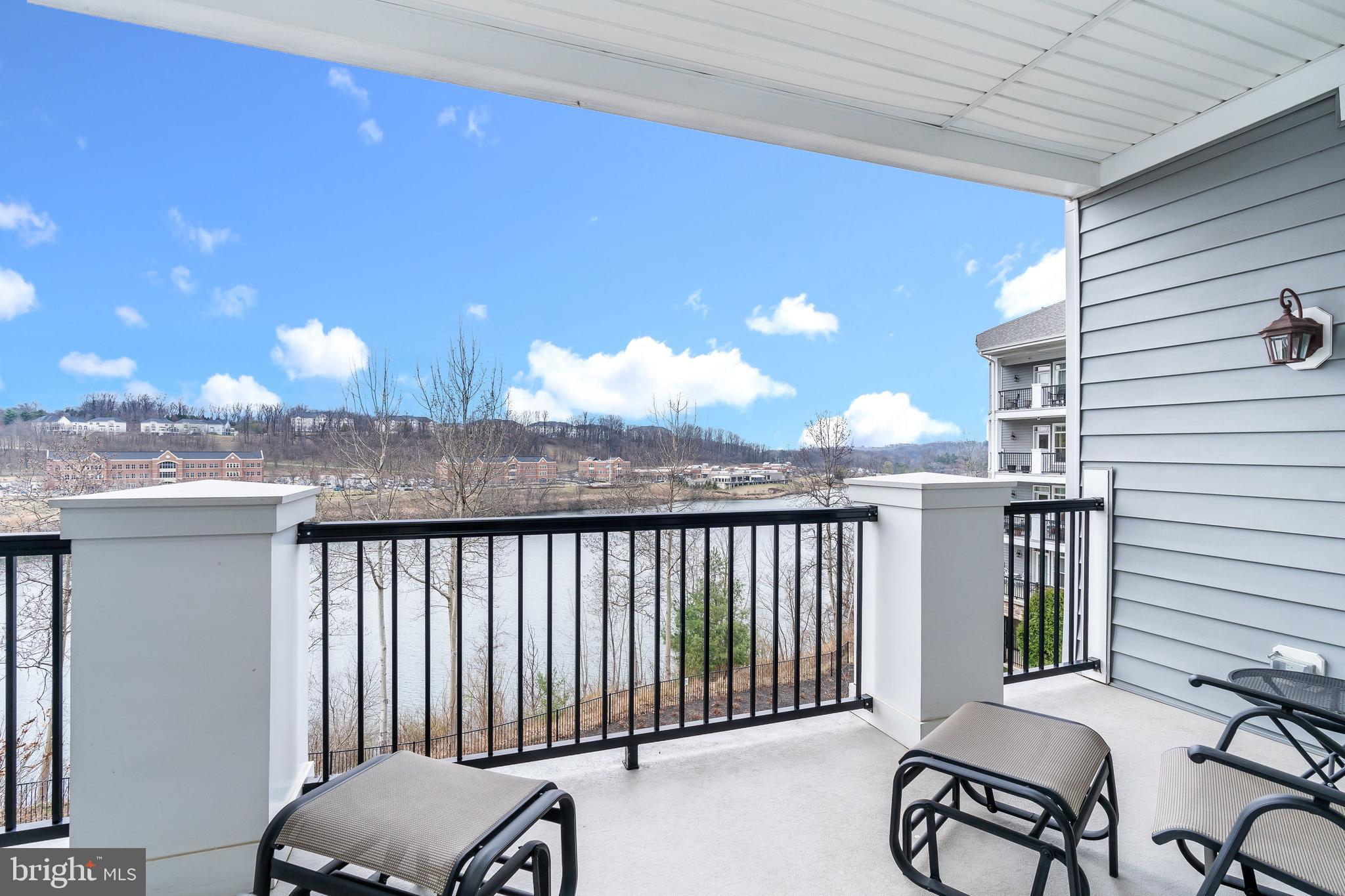 THE BLUFFS AT QUARRY LAKE - Residential