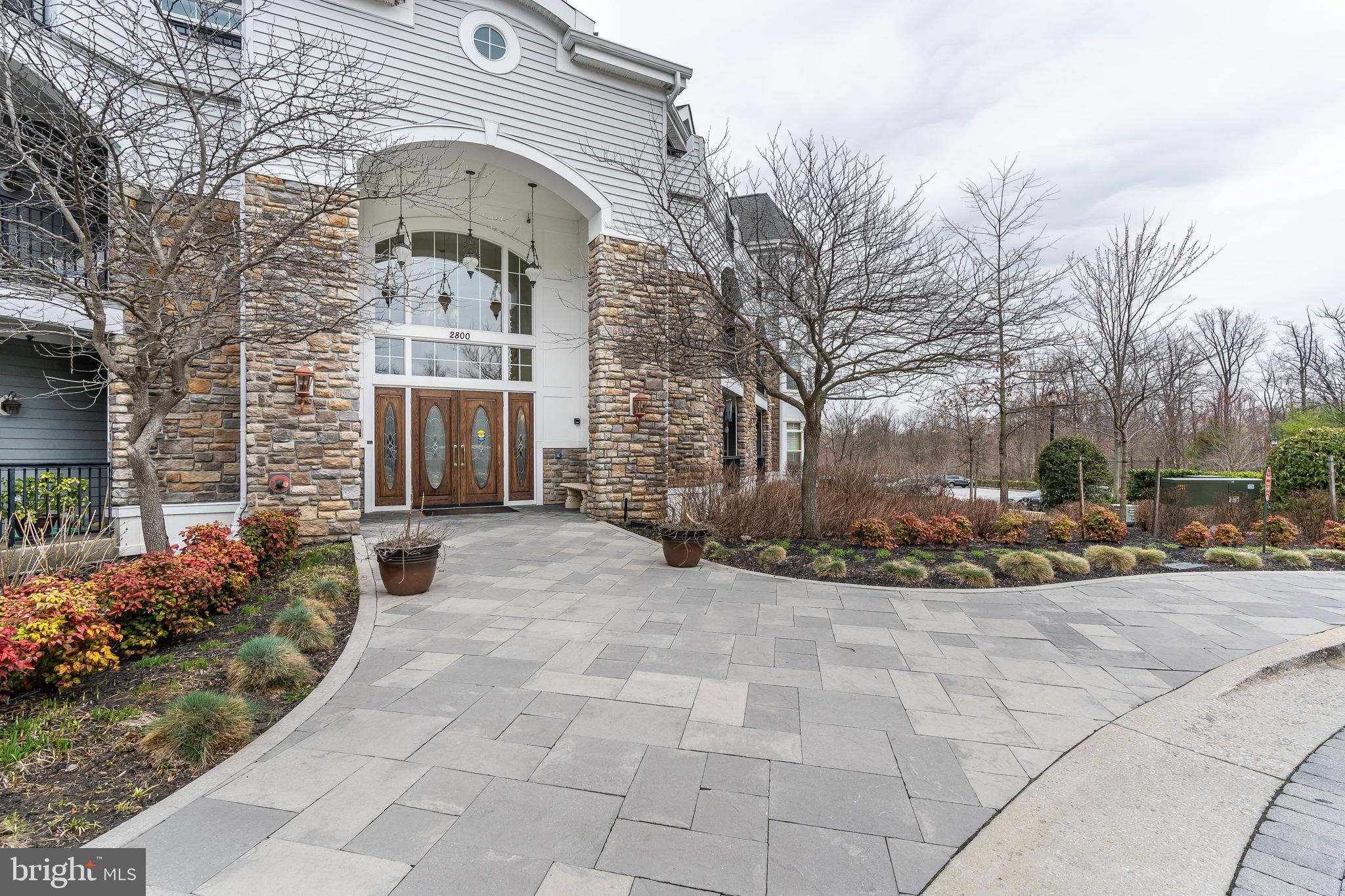 THE BLUFFS AT QUARRY LAKE - Residential