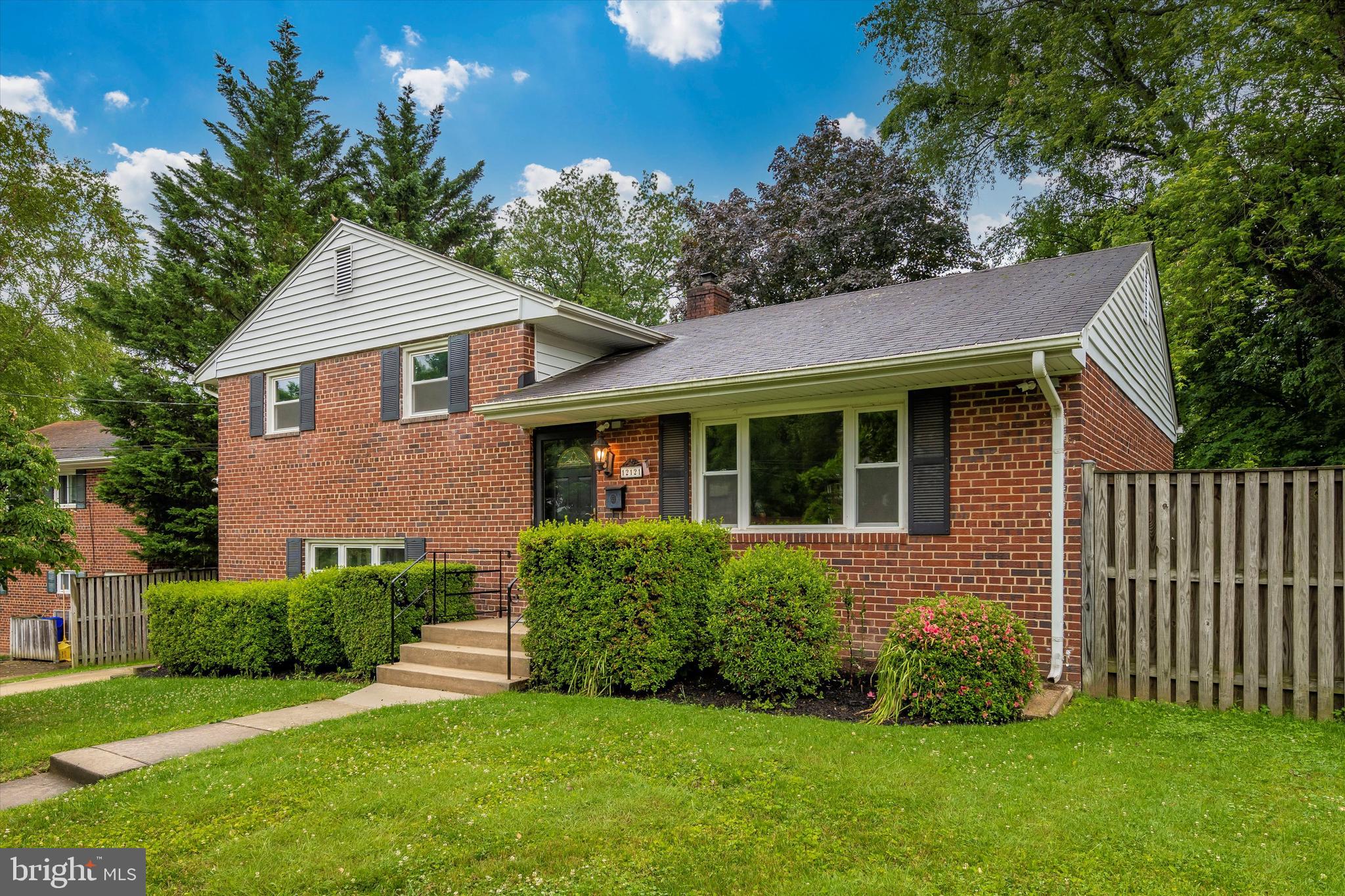 FRANKLIN PARK - Residential Lease