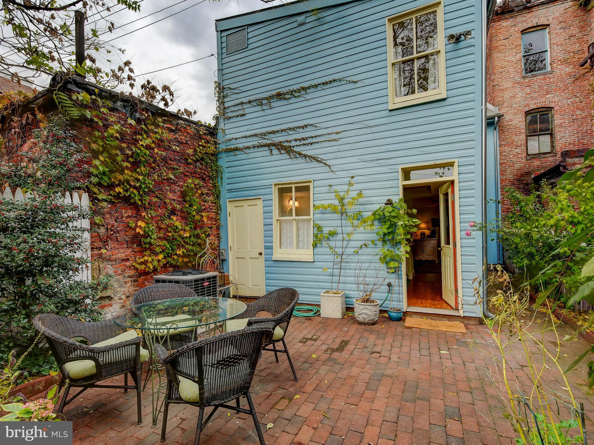 FELLS POINT HISTORIC DISTRICT - Residential Lease