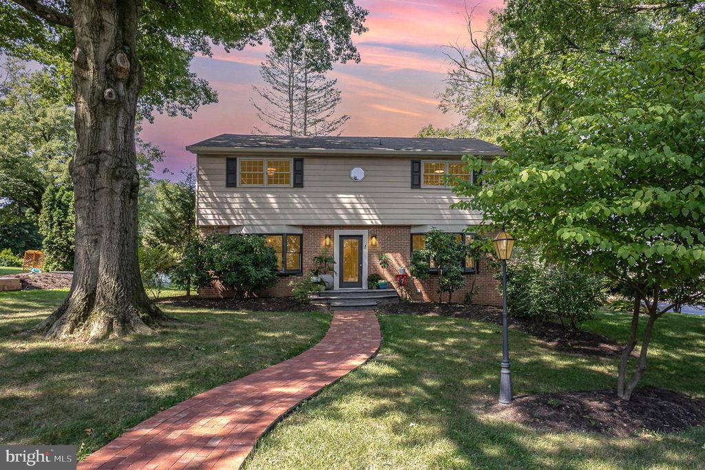 Photo of 56 Northview Drive, LANCASTER, PA 17601 (MLS # PALA2056318)