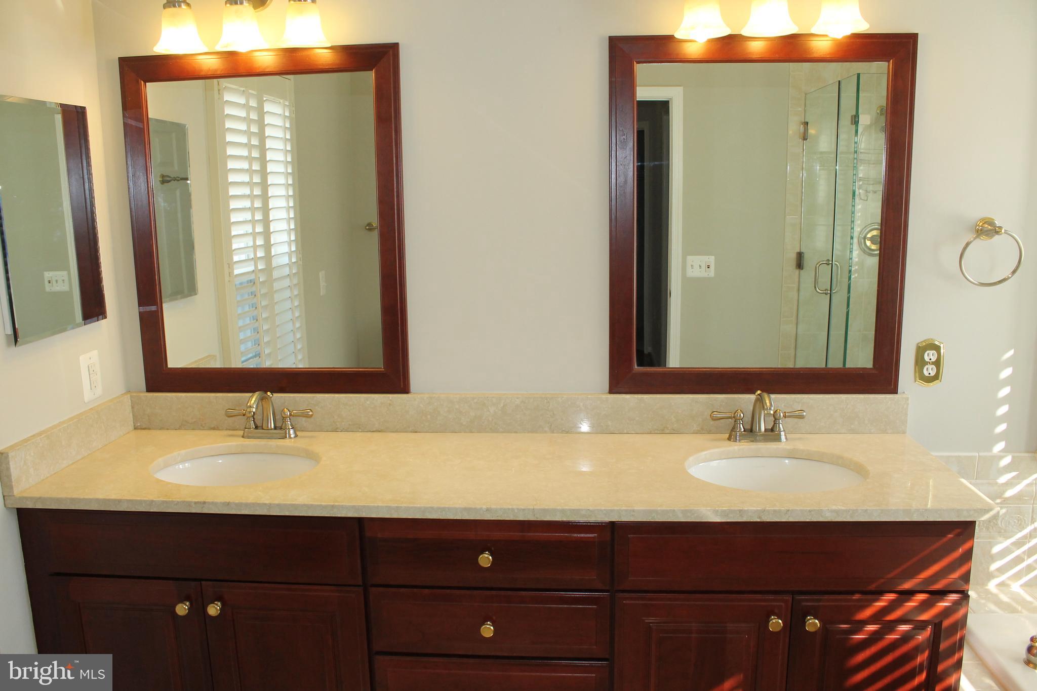 POTOMAC LAKES - Residential Lease