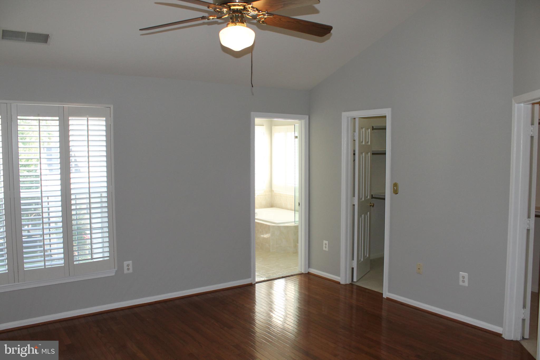 POTOMAC LAKES - Residential Lease