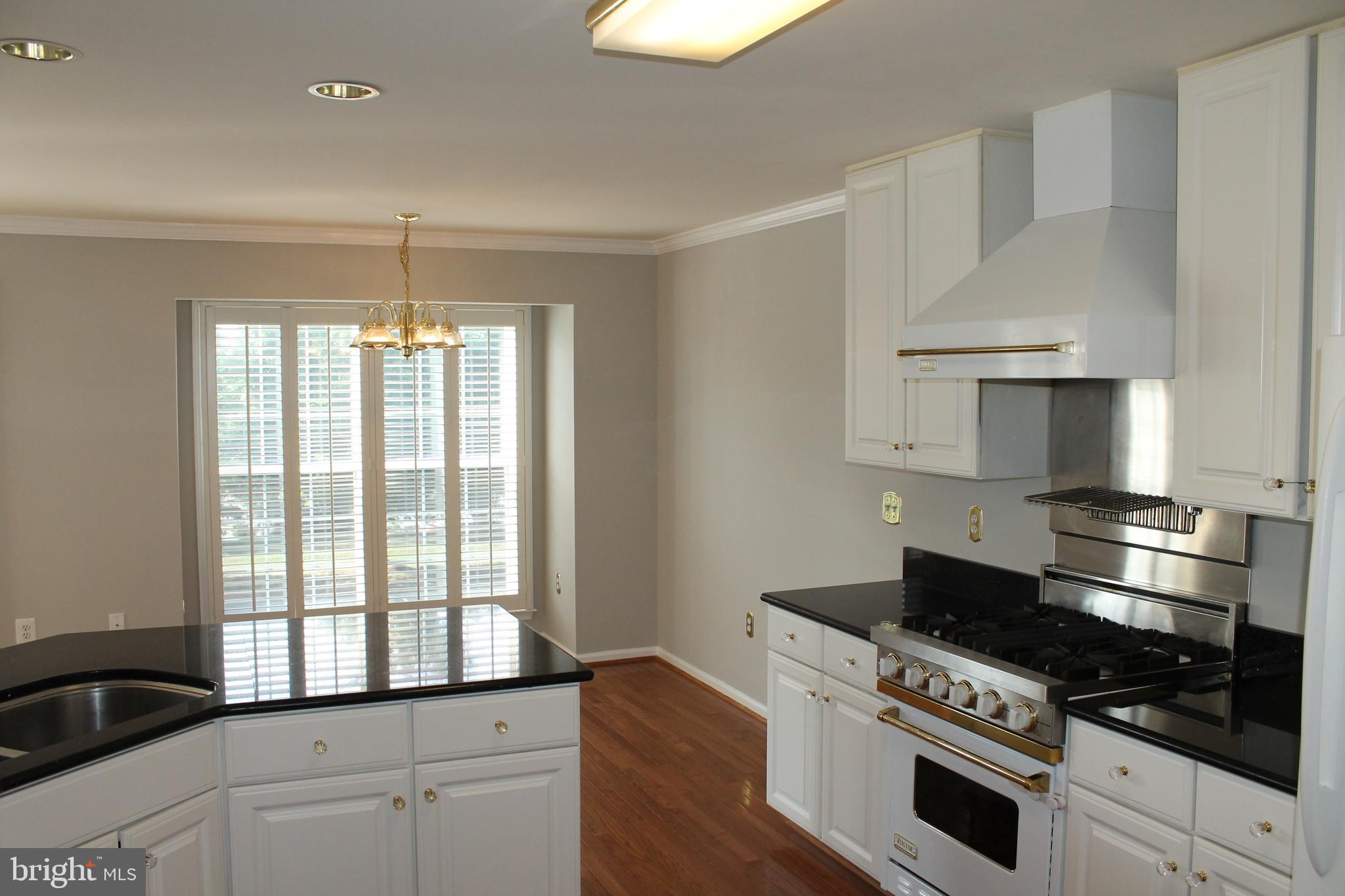 POTOMAC LAKES - Residential Lease