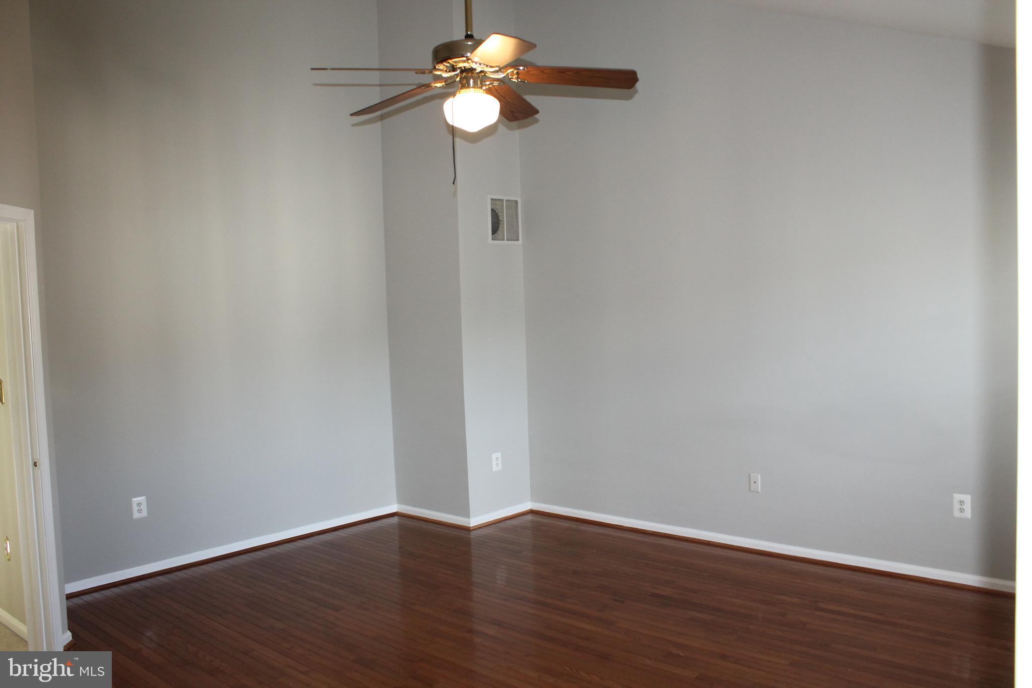 POTOMAC LAKES - Residential Lease