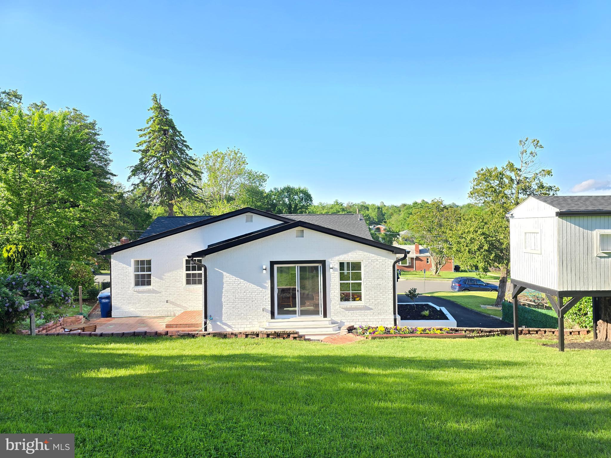 MUNSON HILL - Residential