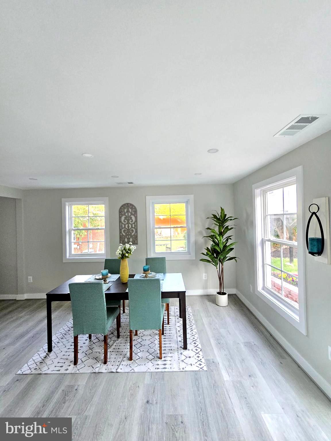 MUNSON HILL - Residential