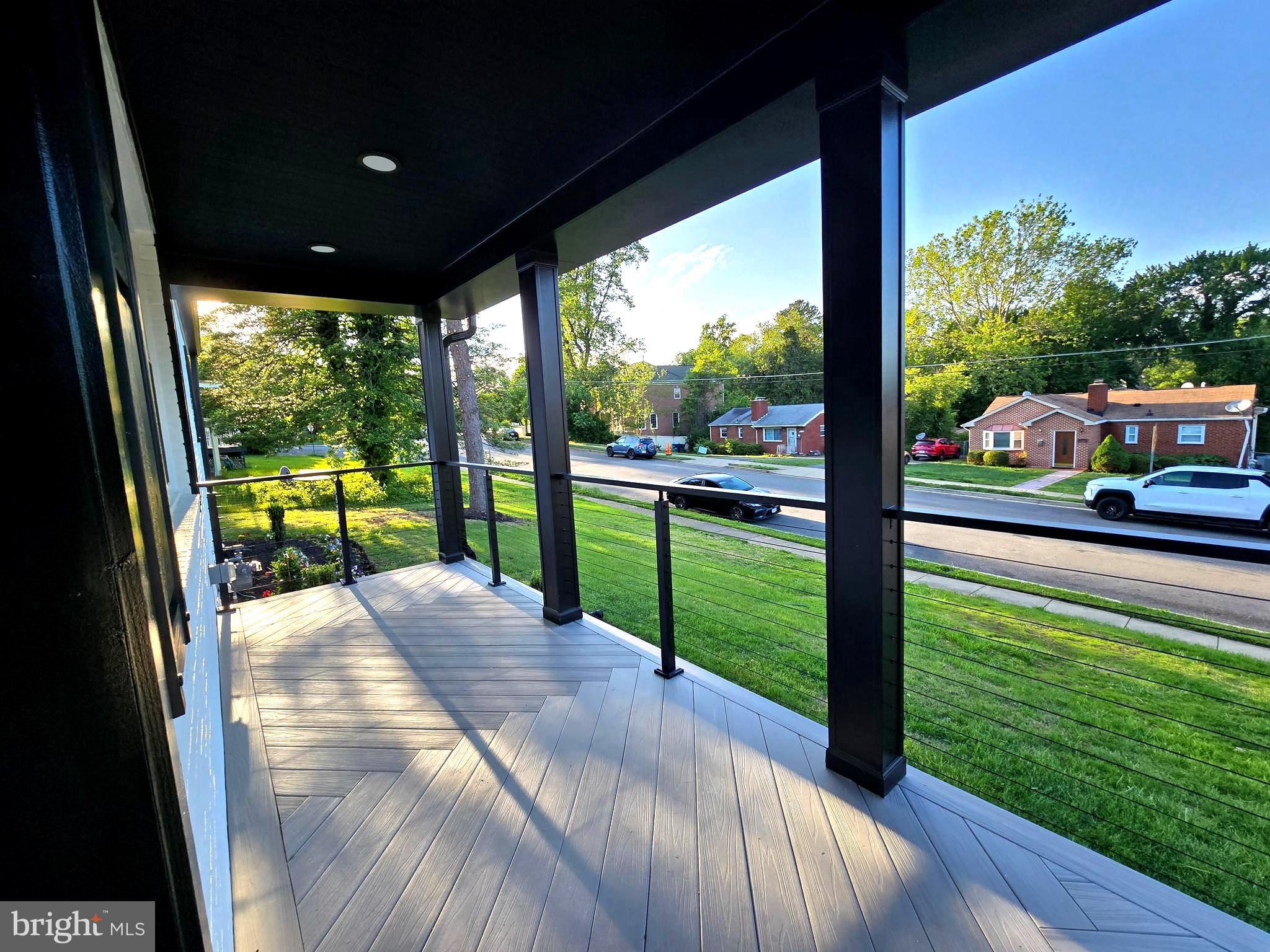 MUNSON HILL - Residential