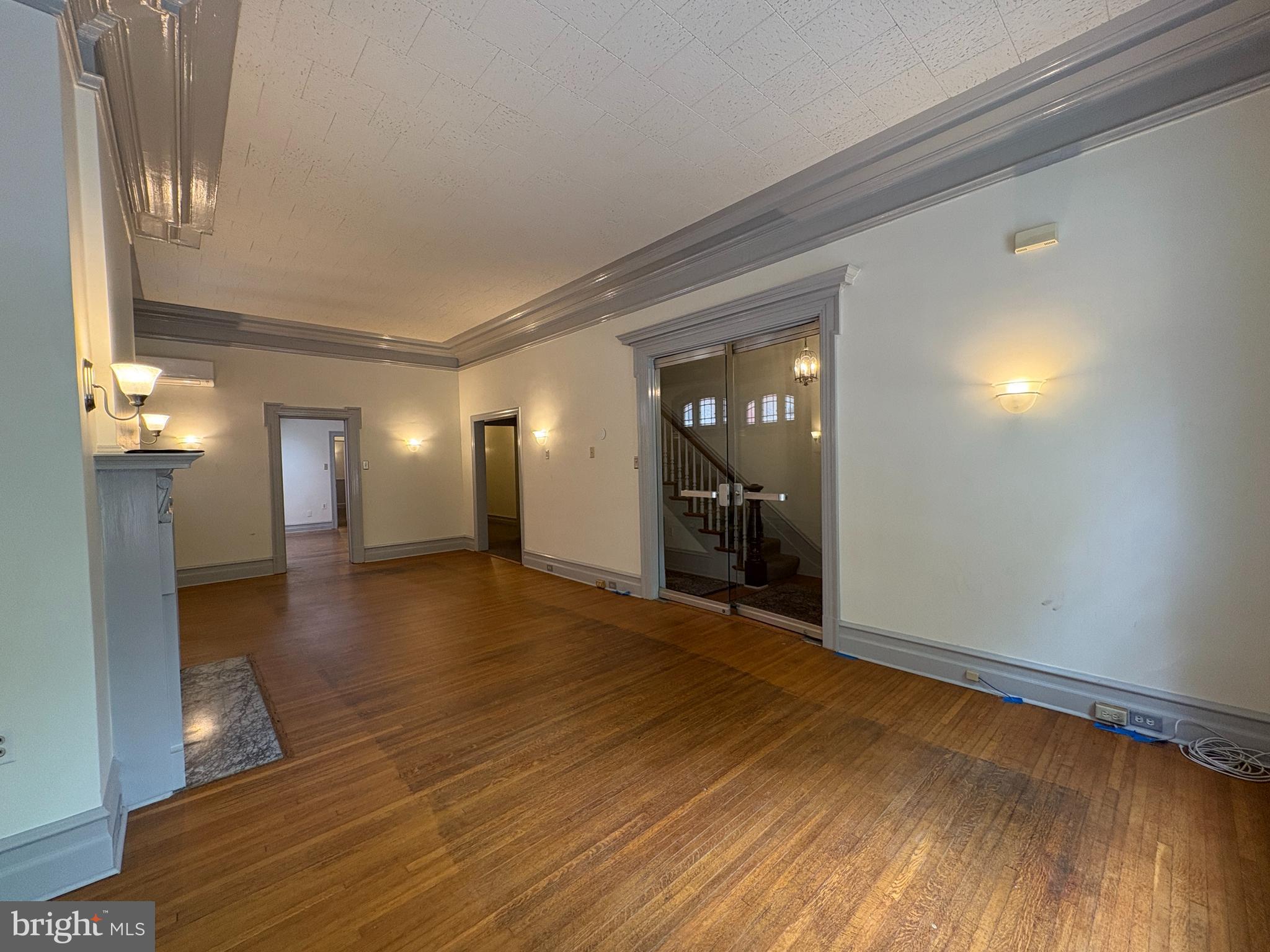 222 E ORANGE STREET 100