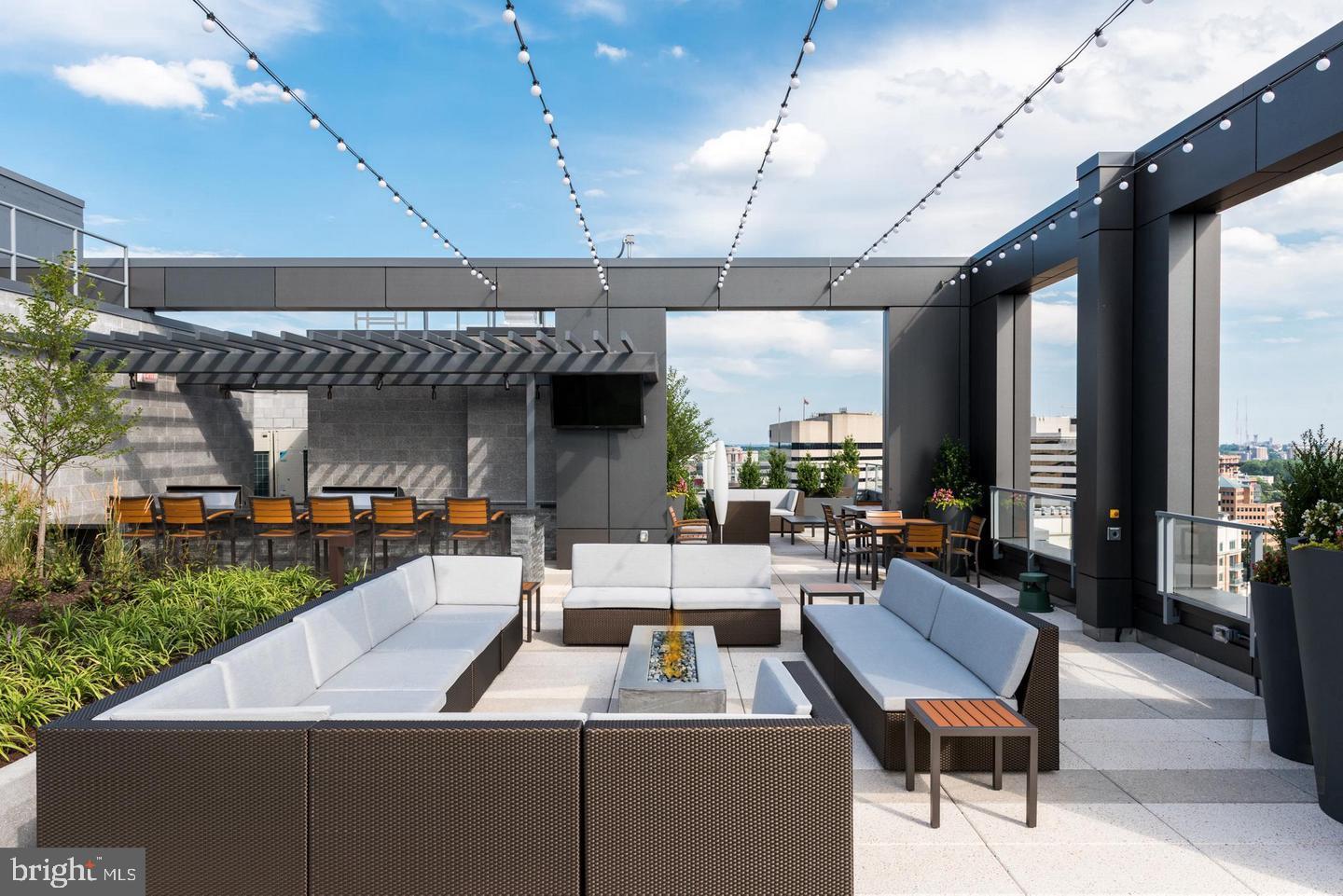 CHEVAL - Residential Lease