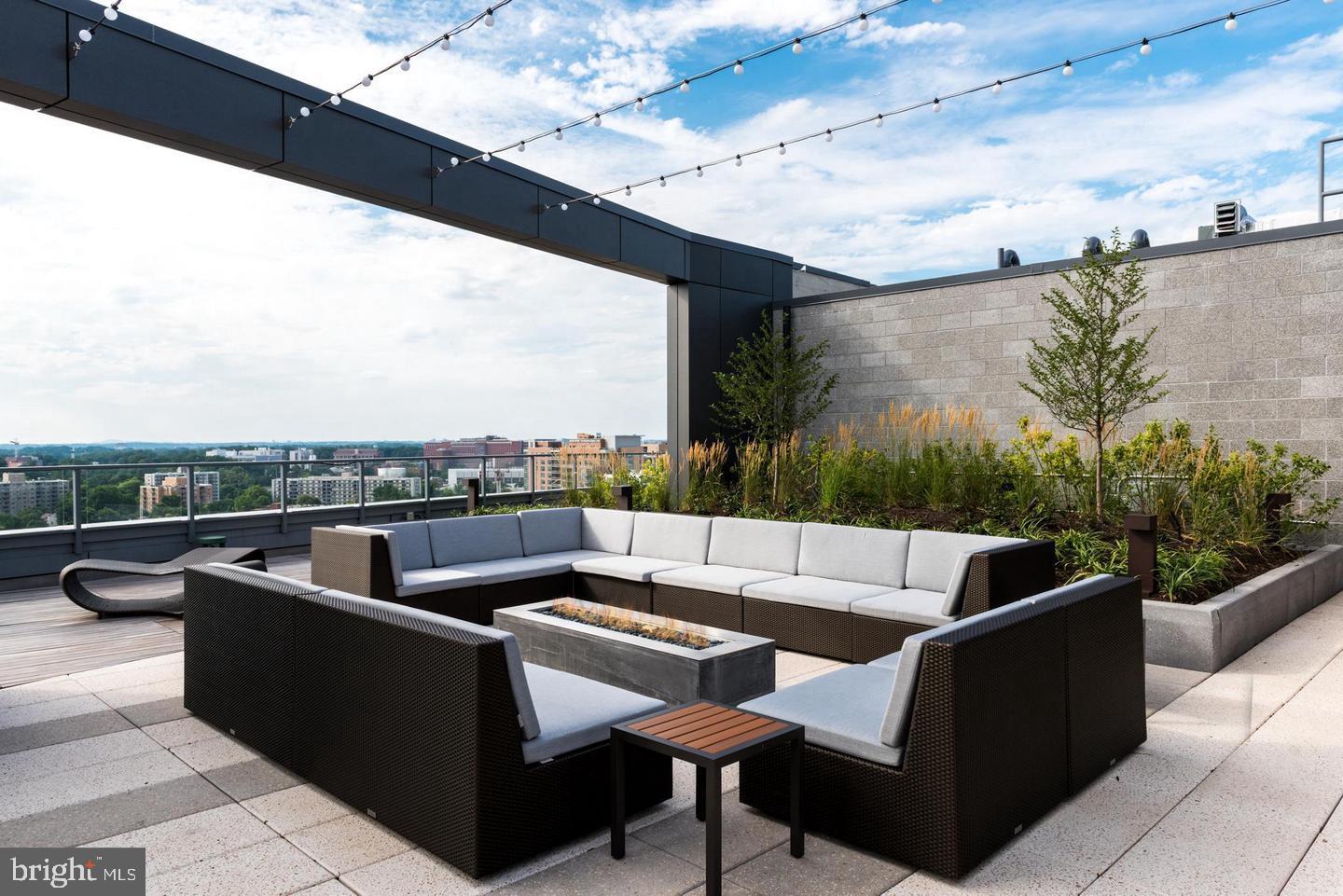 CHEVAL - Residential Lease