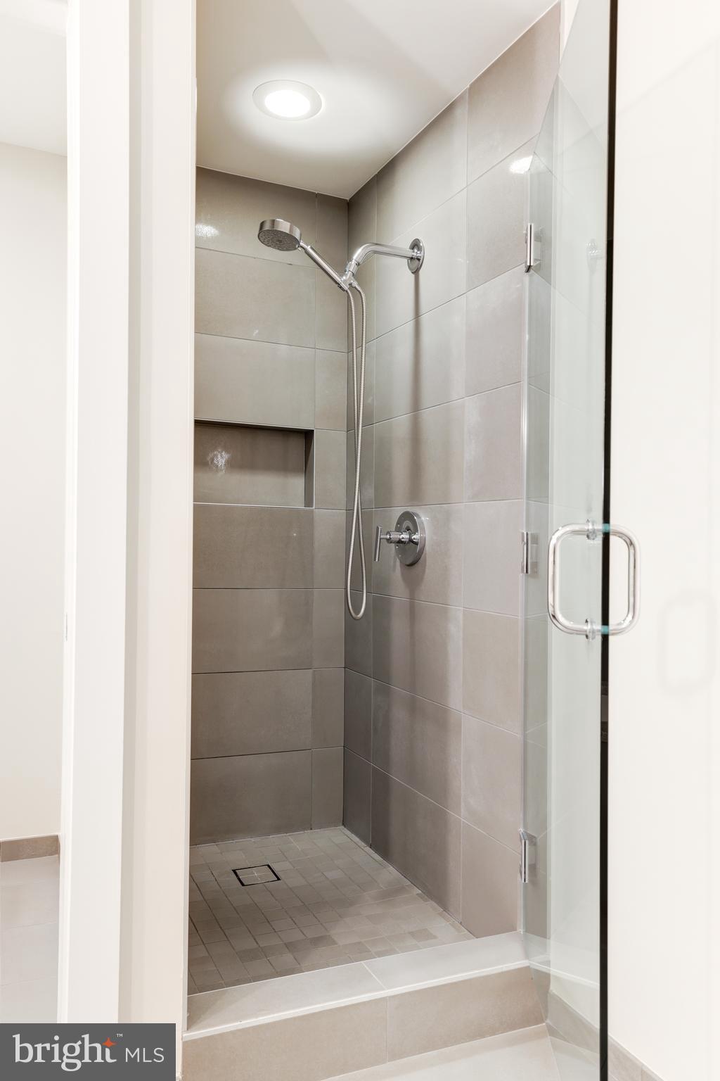 CHEVAL - Residential Lease