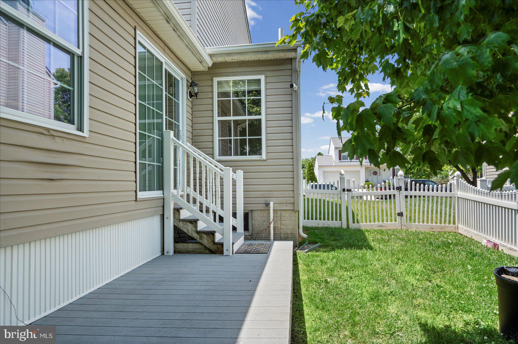 BEACHWOOD ESTATES - Residential