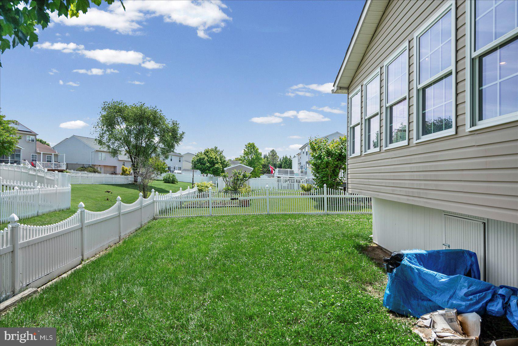 BEACHWOOD ESTATES - Residential