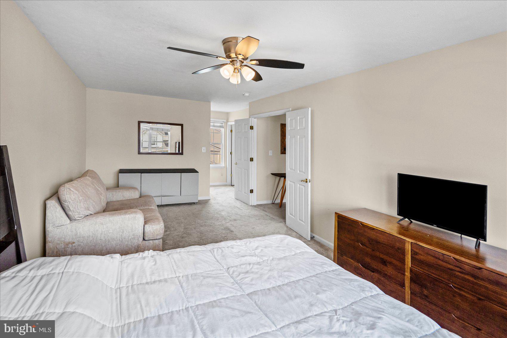 BEACHWOOD ESTATES - Residential