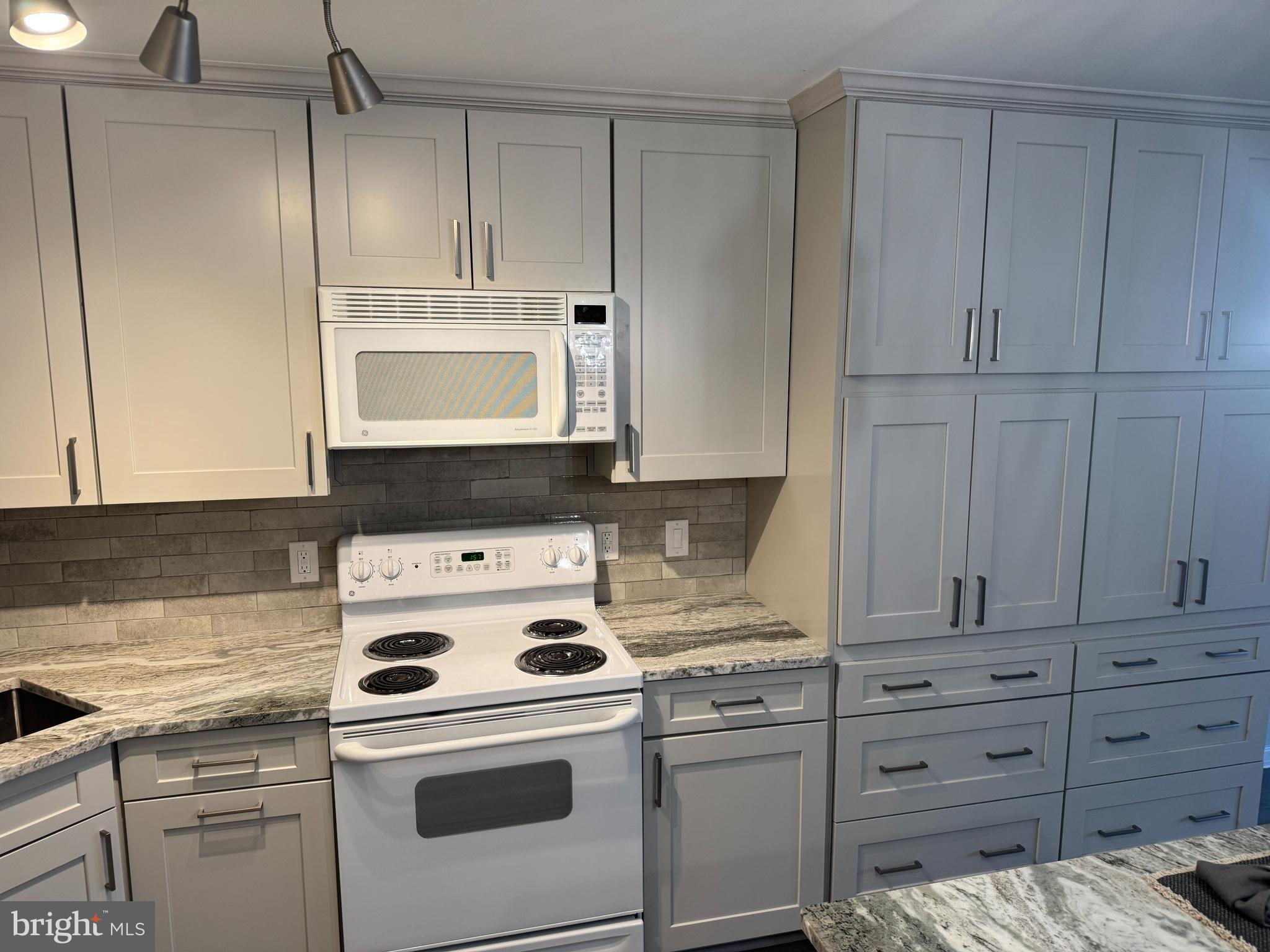 MALLARD LANDING - Residential Lease