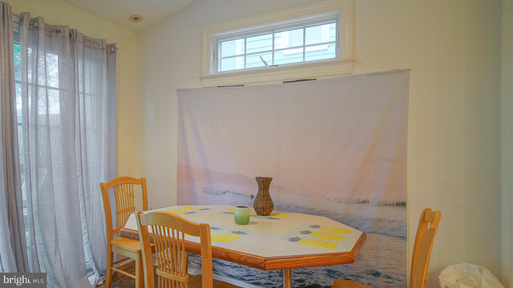 CHESTERTOWN - Residential Income