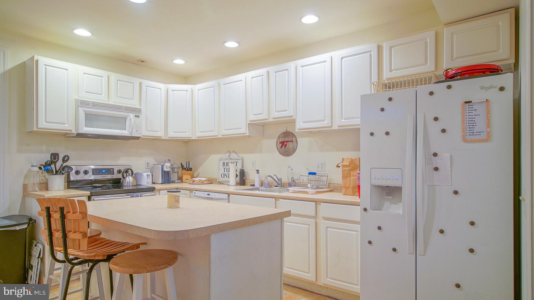 CHESTERTOWN - Residential Income