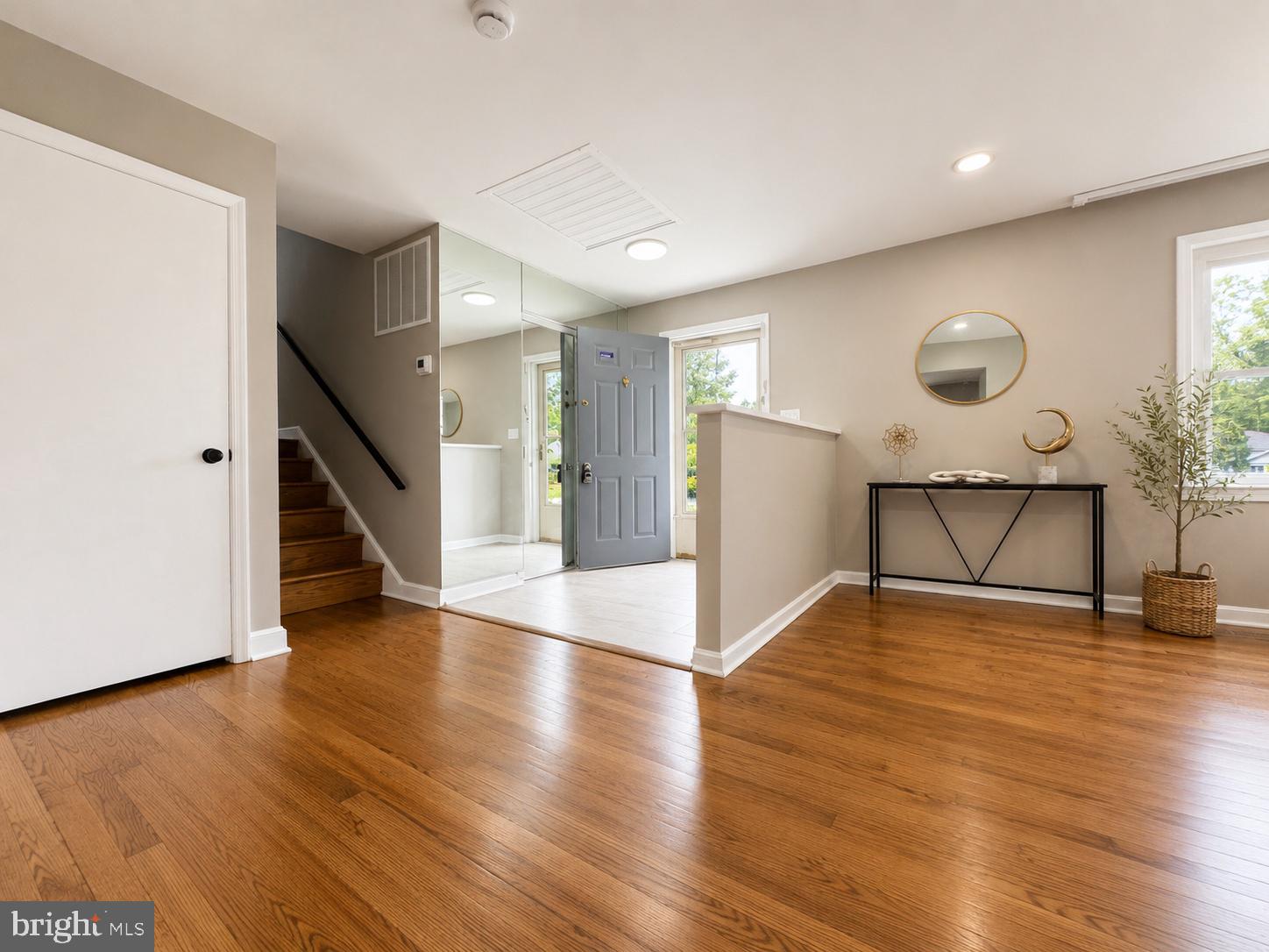11102 HUDEE COURT