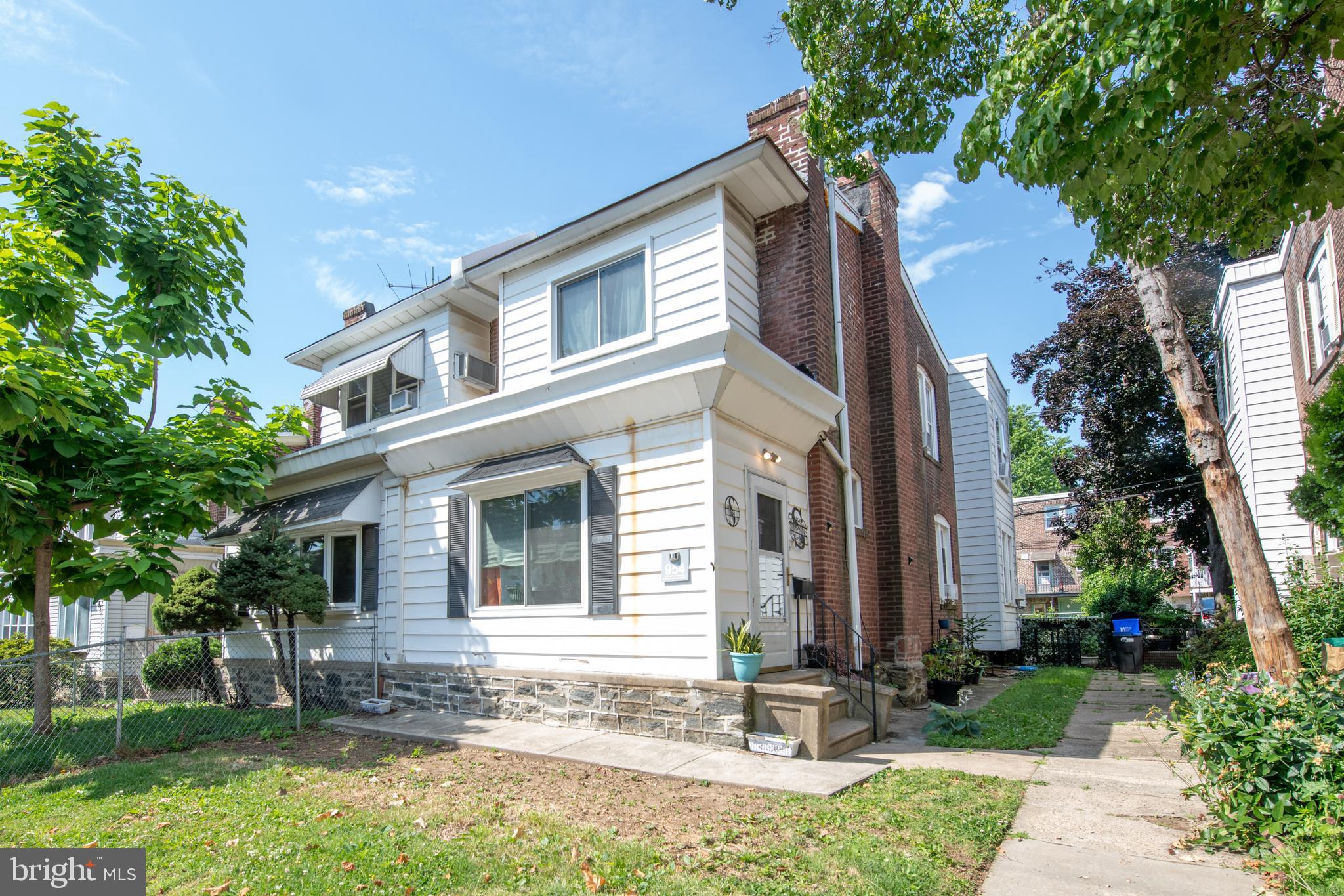 954 WAKELING STREET