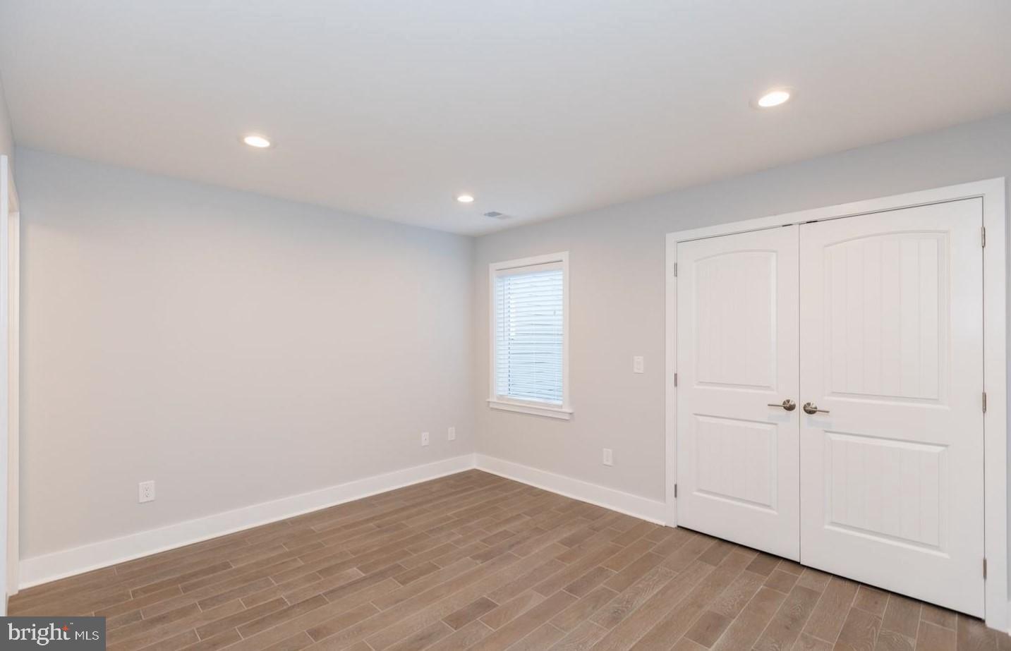 EAST KENSINGTON - Residential Lease