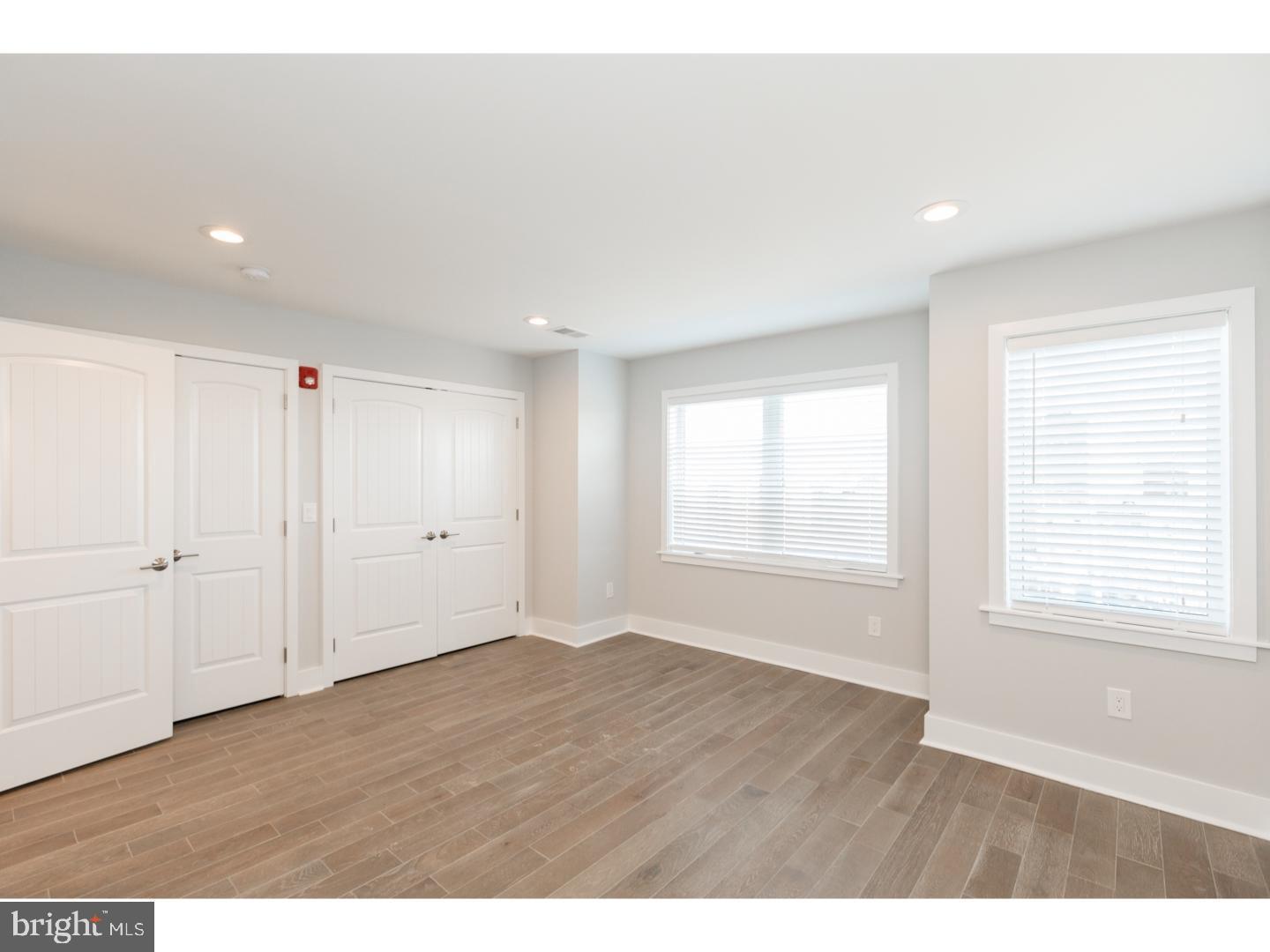 EAST KENSINGTON - Residential Lease