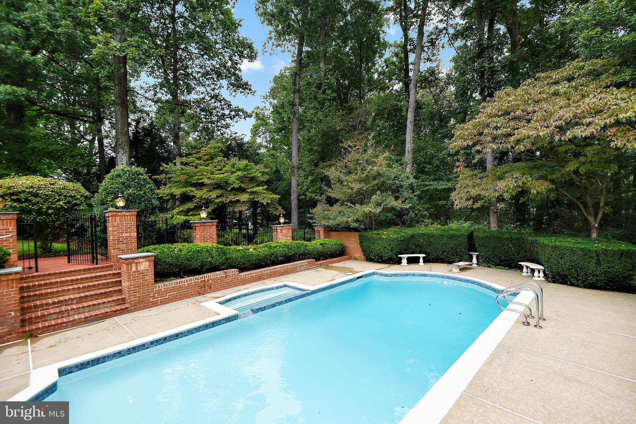 OLDE SWINKS MILL ESTATES - Residential