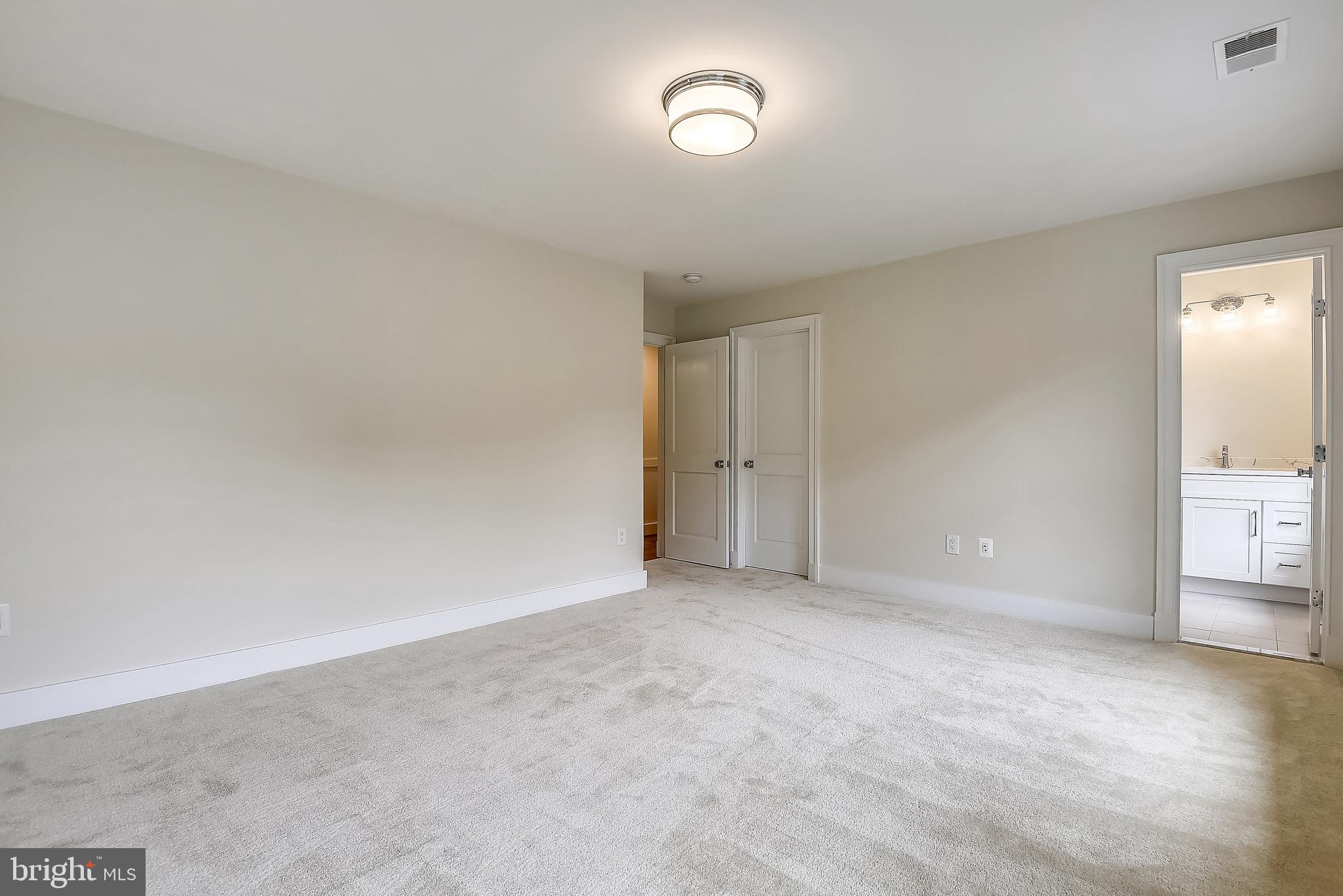 OLDE SWINKS MILL ESTATES - Residential