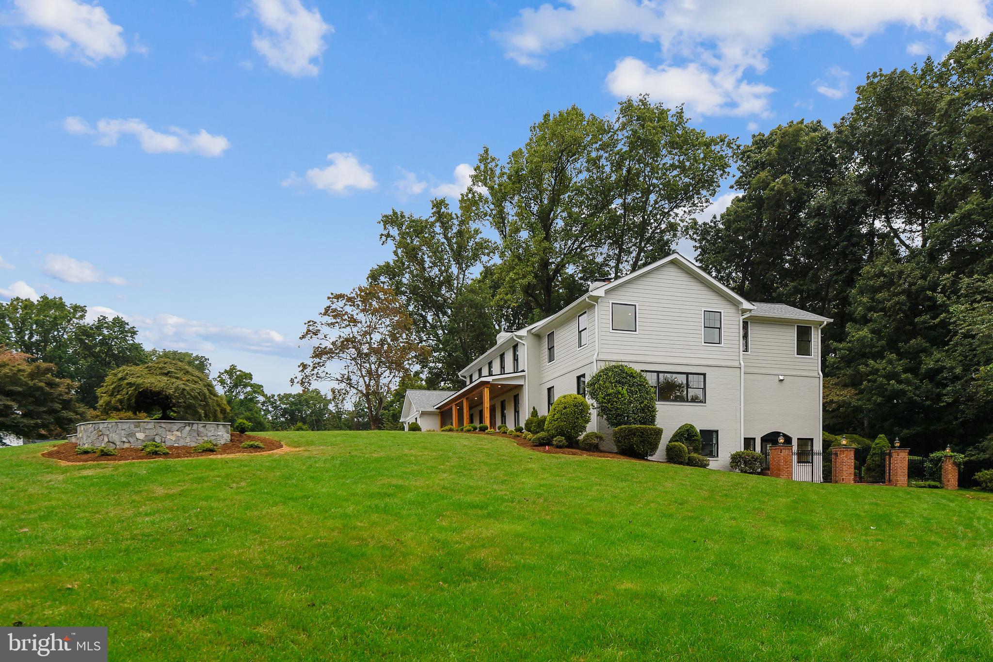 OLDE SWINKS MILL ESTATES - Residential