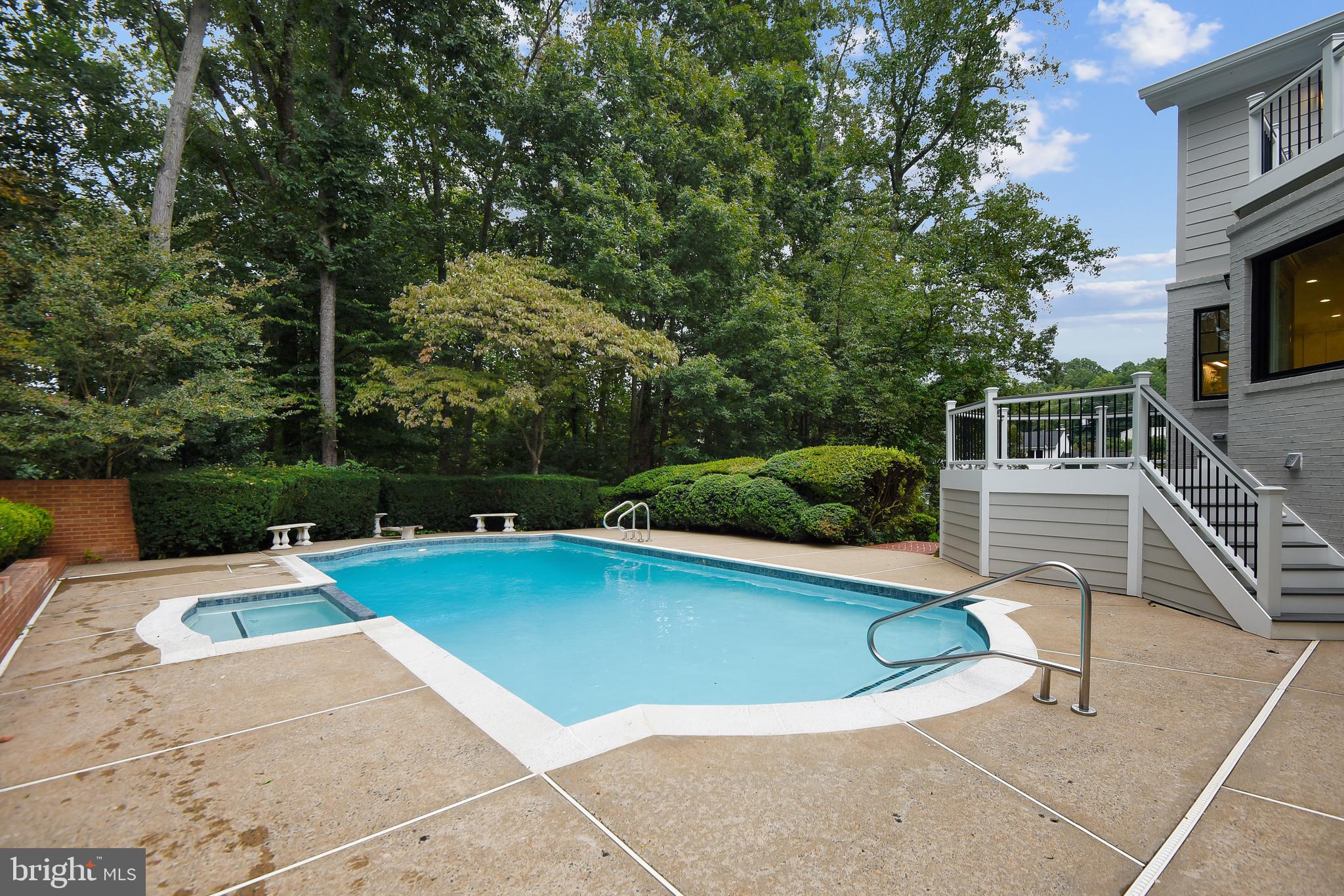 OLDE SWINKS MILL ESTATES - Residential