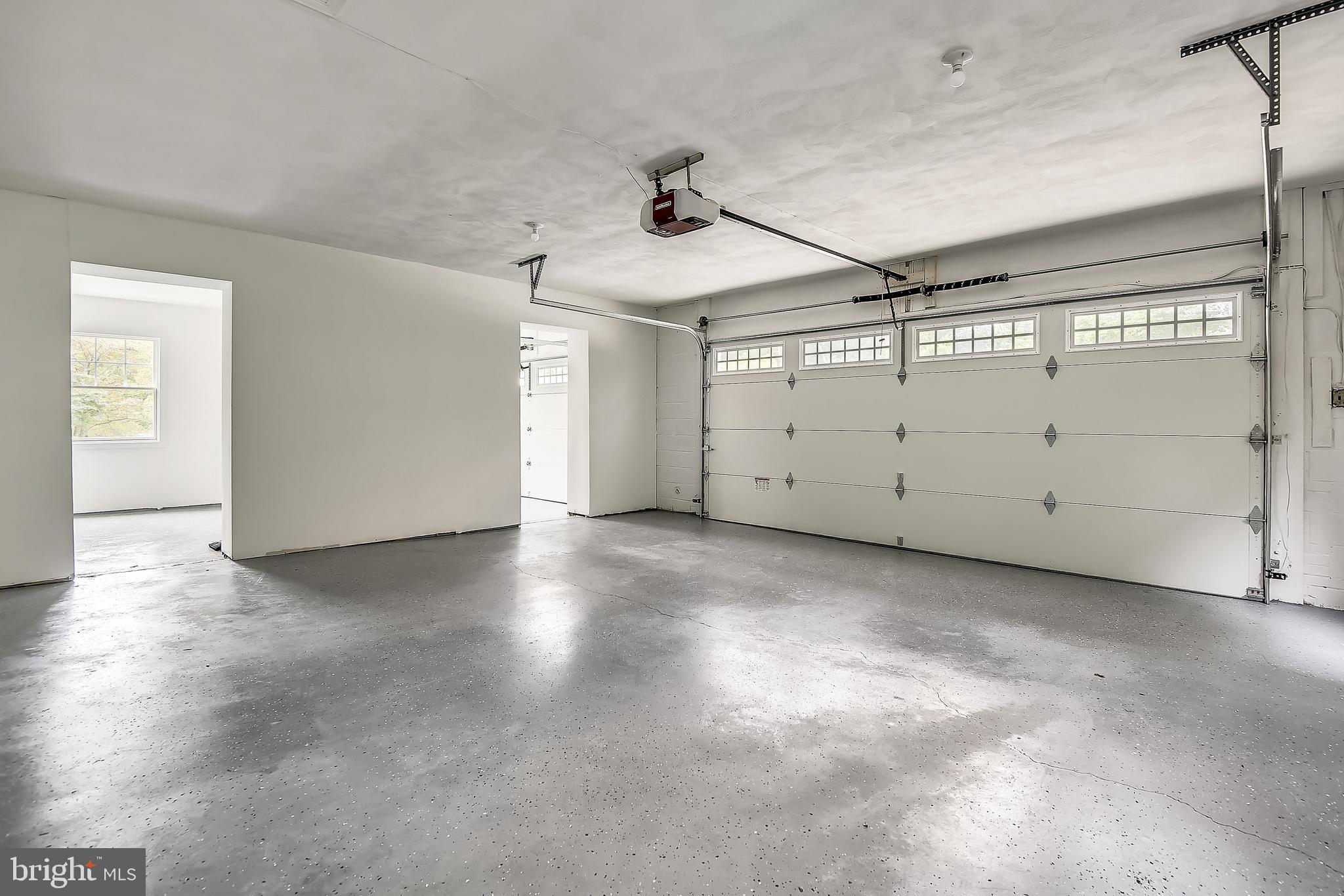 OLDE SWINKS MILL ESTATES - Residential