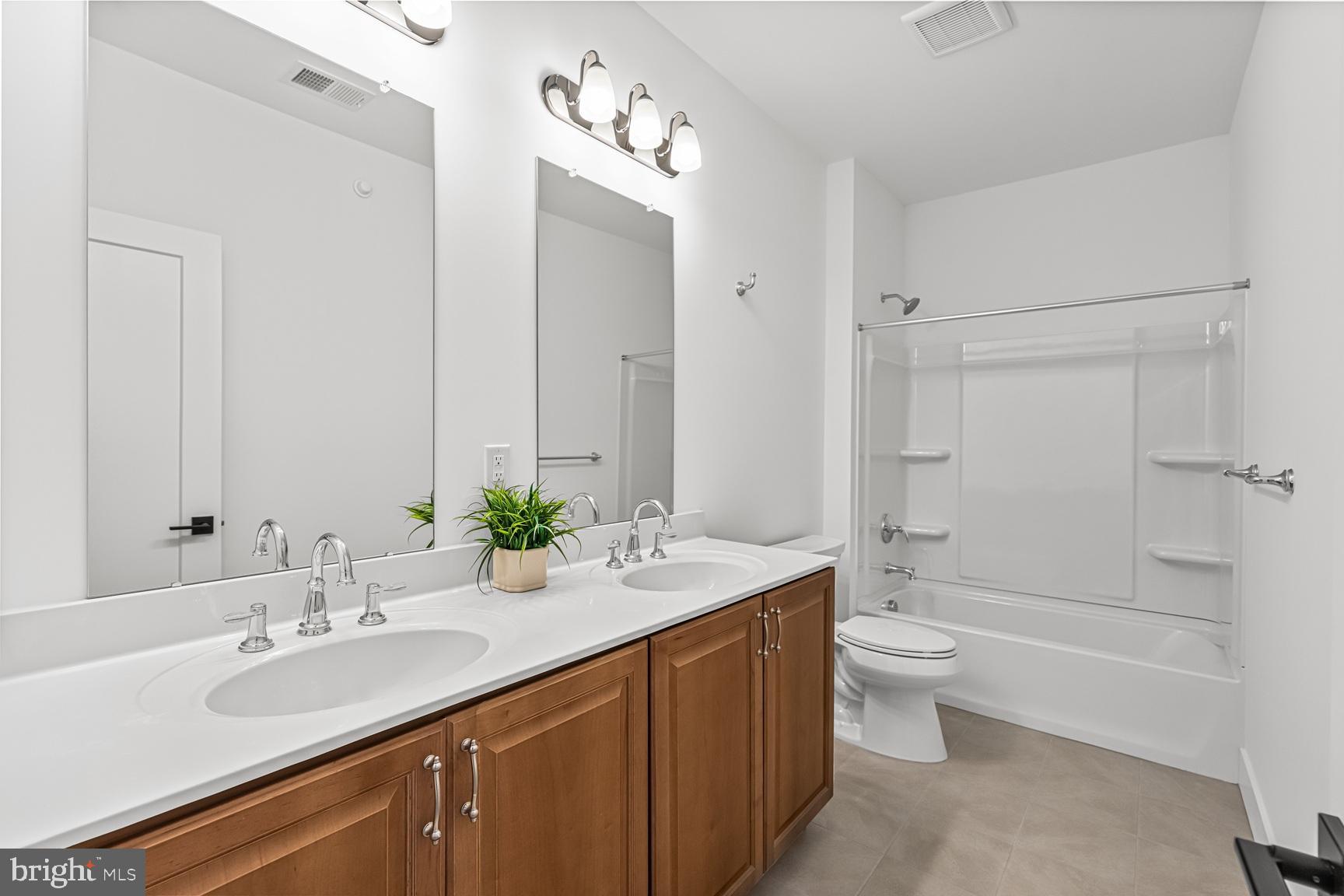 MERIDIAN WALK AT PRINCETON - Residential