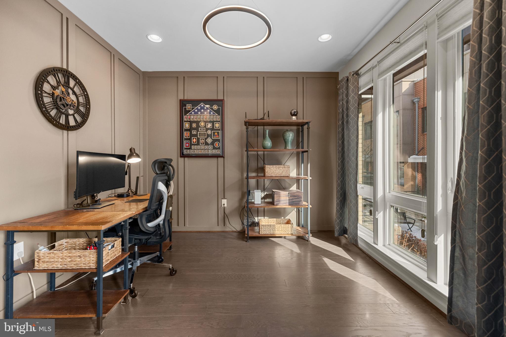 CAMBRIA SQUARE - Residential