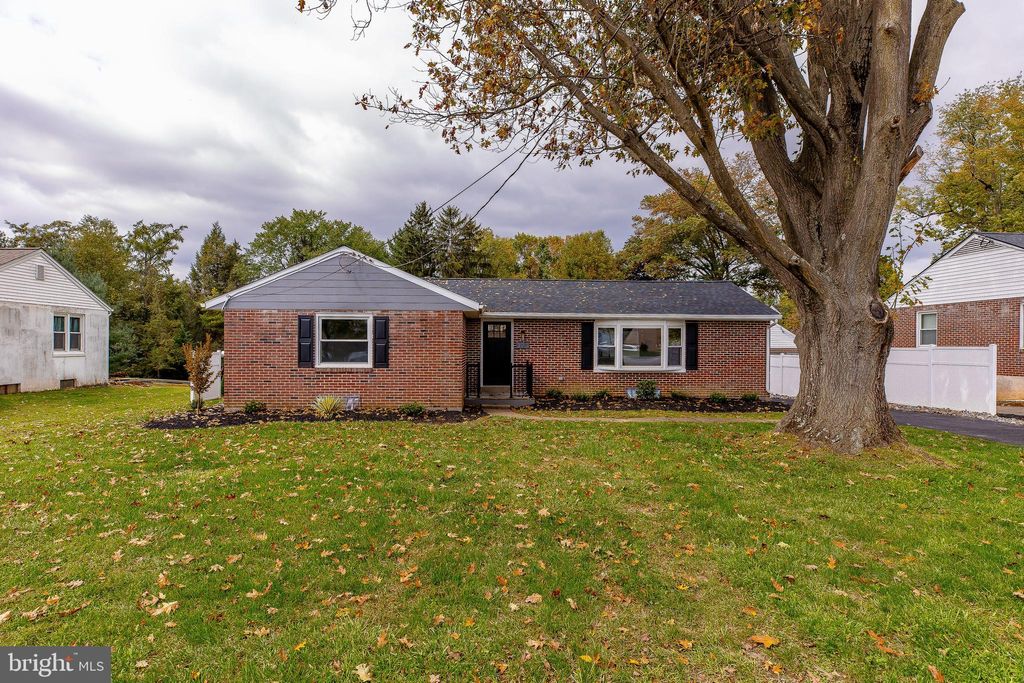 Photo of 373 BARBARA ST, MILLERSVILLE, PA 17551 (MLS # PALA2041372)