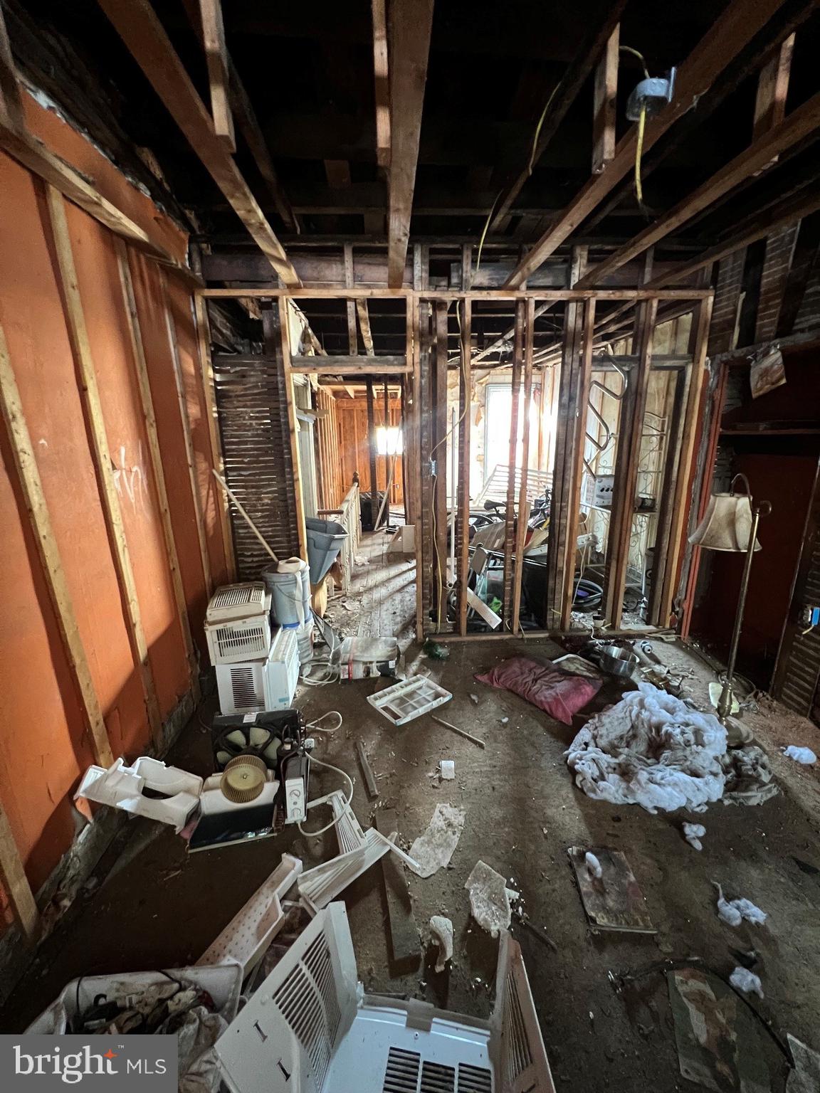 KENSINGTON - Residential